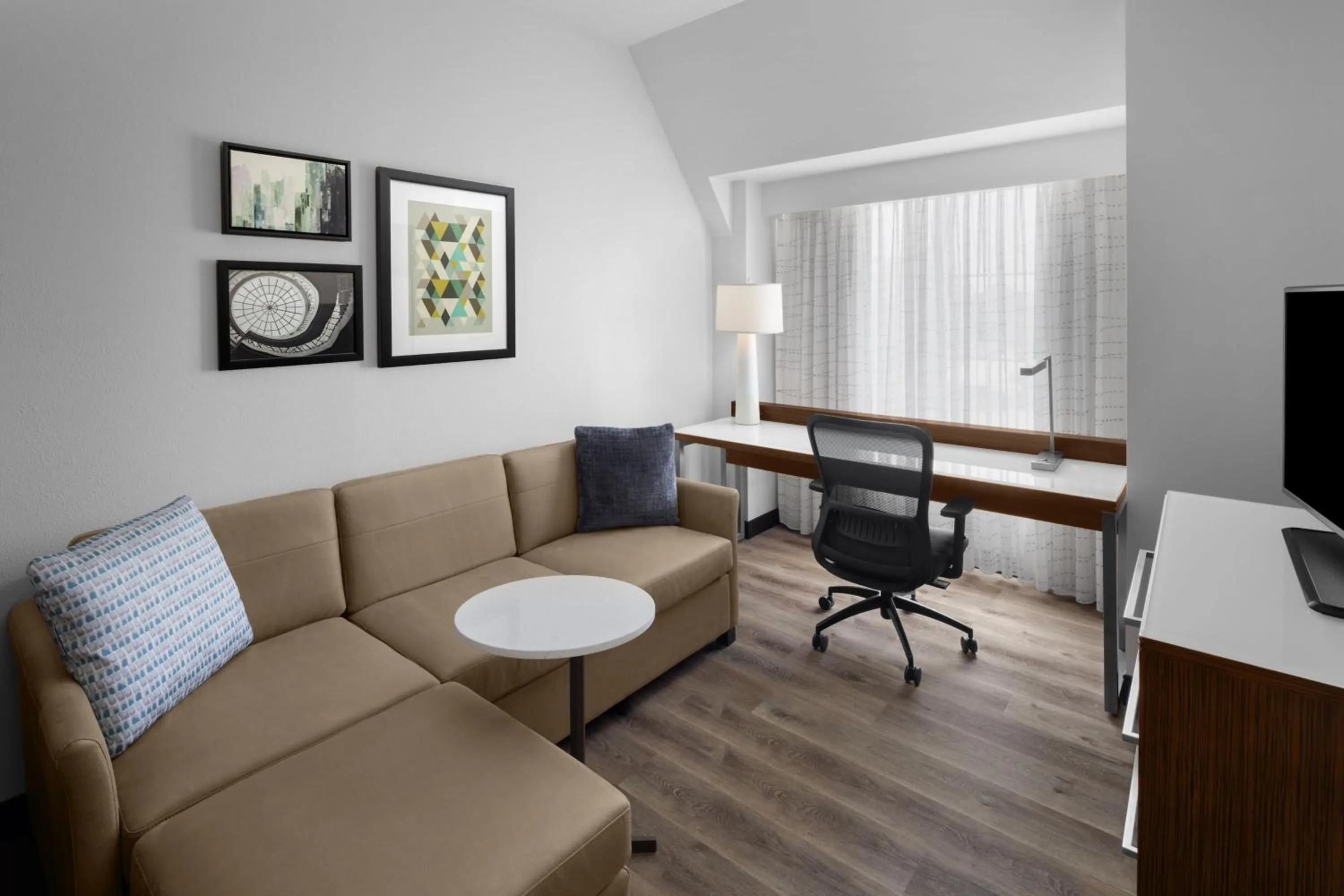 Living room in Residence Inn by Marriott Durham Duke University Medical Center Area