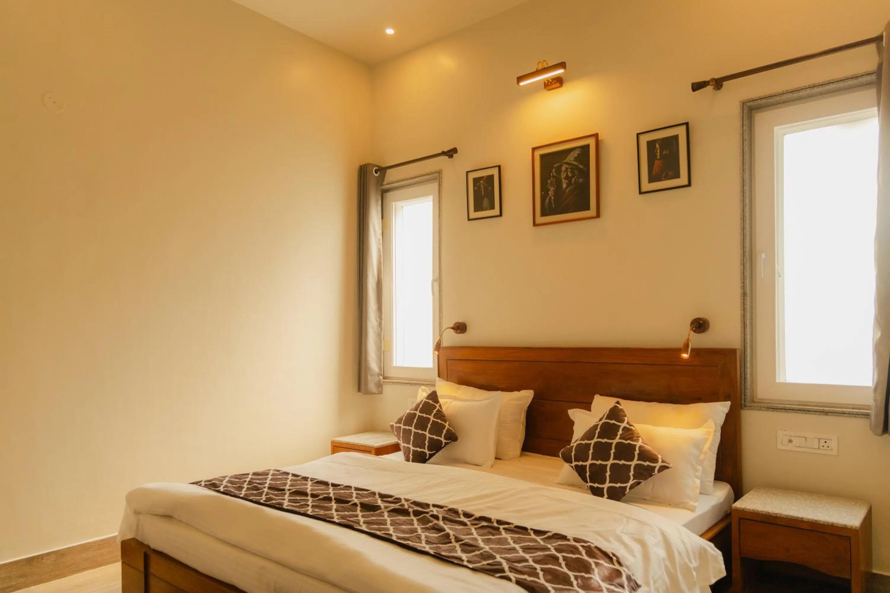 Bed in Vanhills - Luxury Home Stay in Jim Corbett