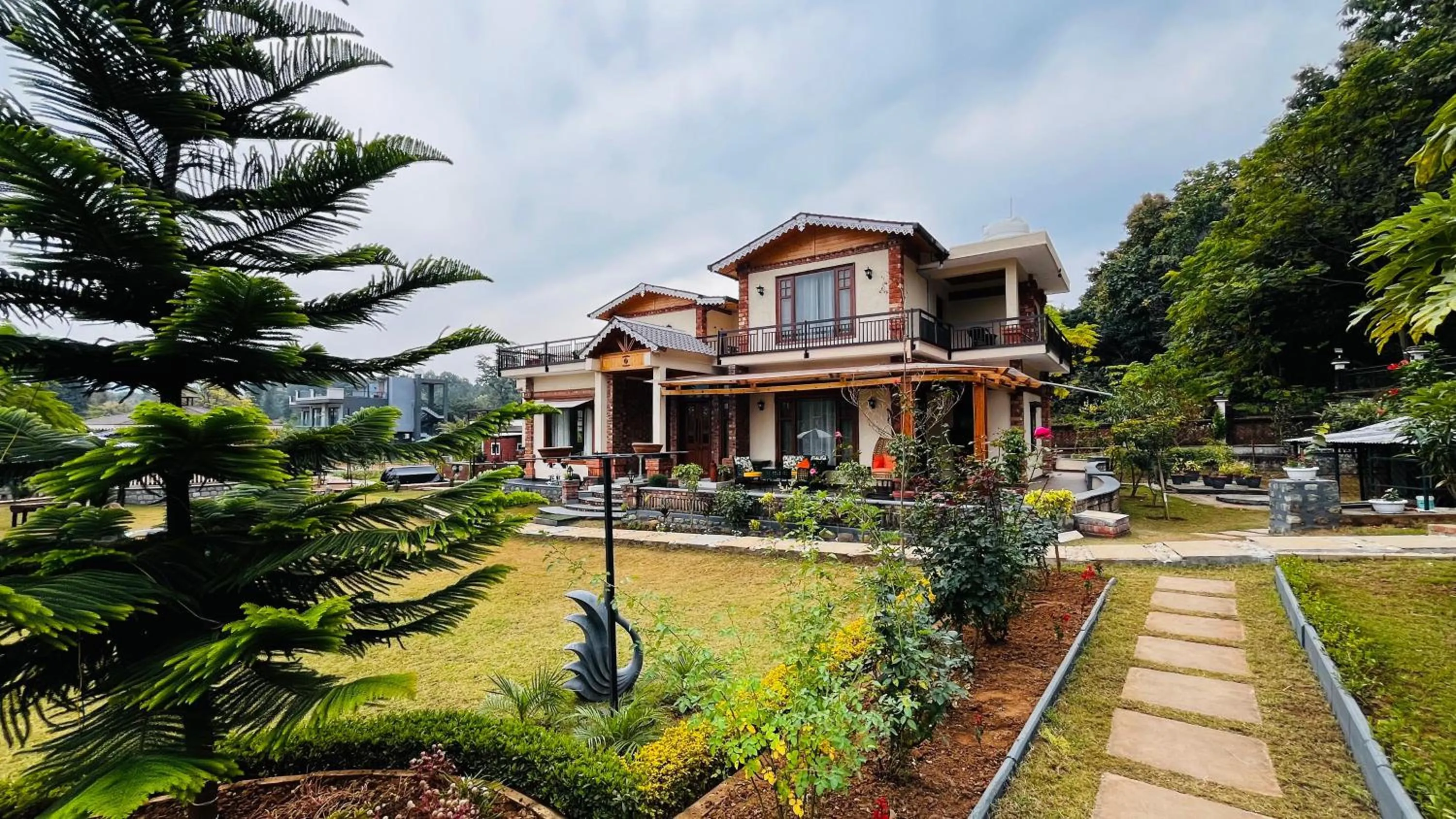Property building in Vanhills - Luxury Home Stay in Jim Corbett