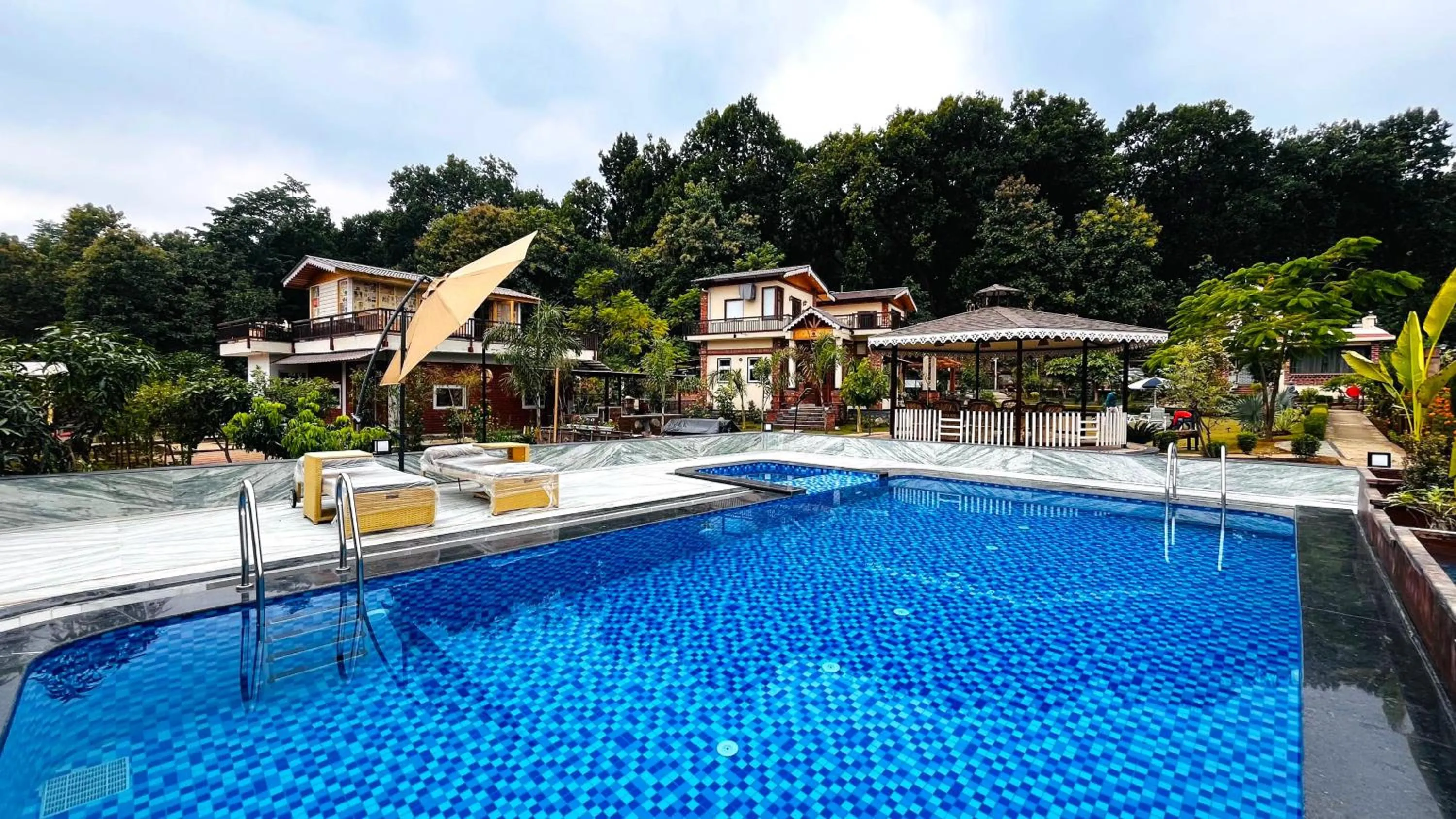 Swimming pool in Vanhills - Luxury Home Stay in Jim Corbett