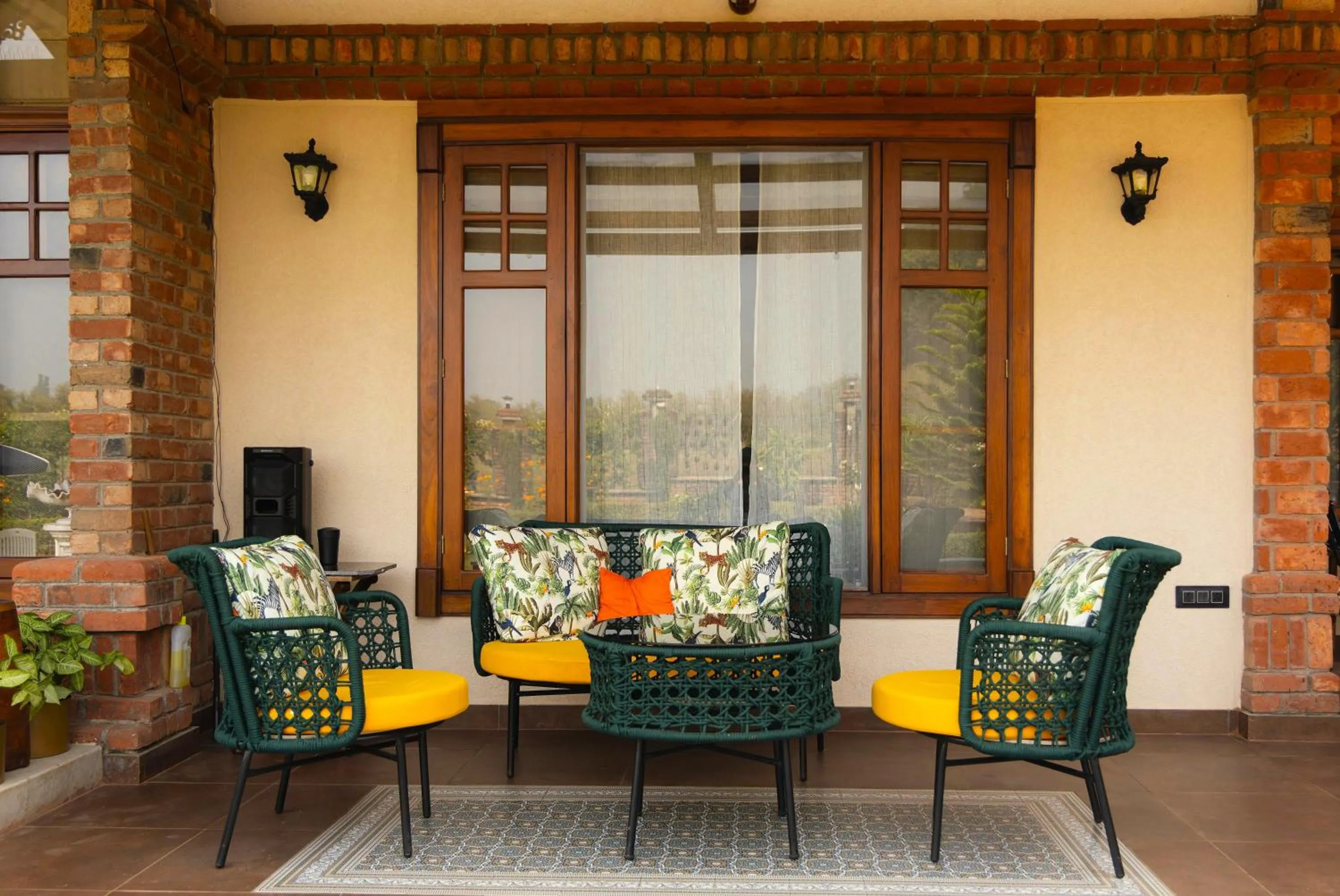 Seating area in Vanhills - Luxury Home Stay in Jim Corbett