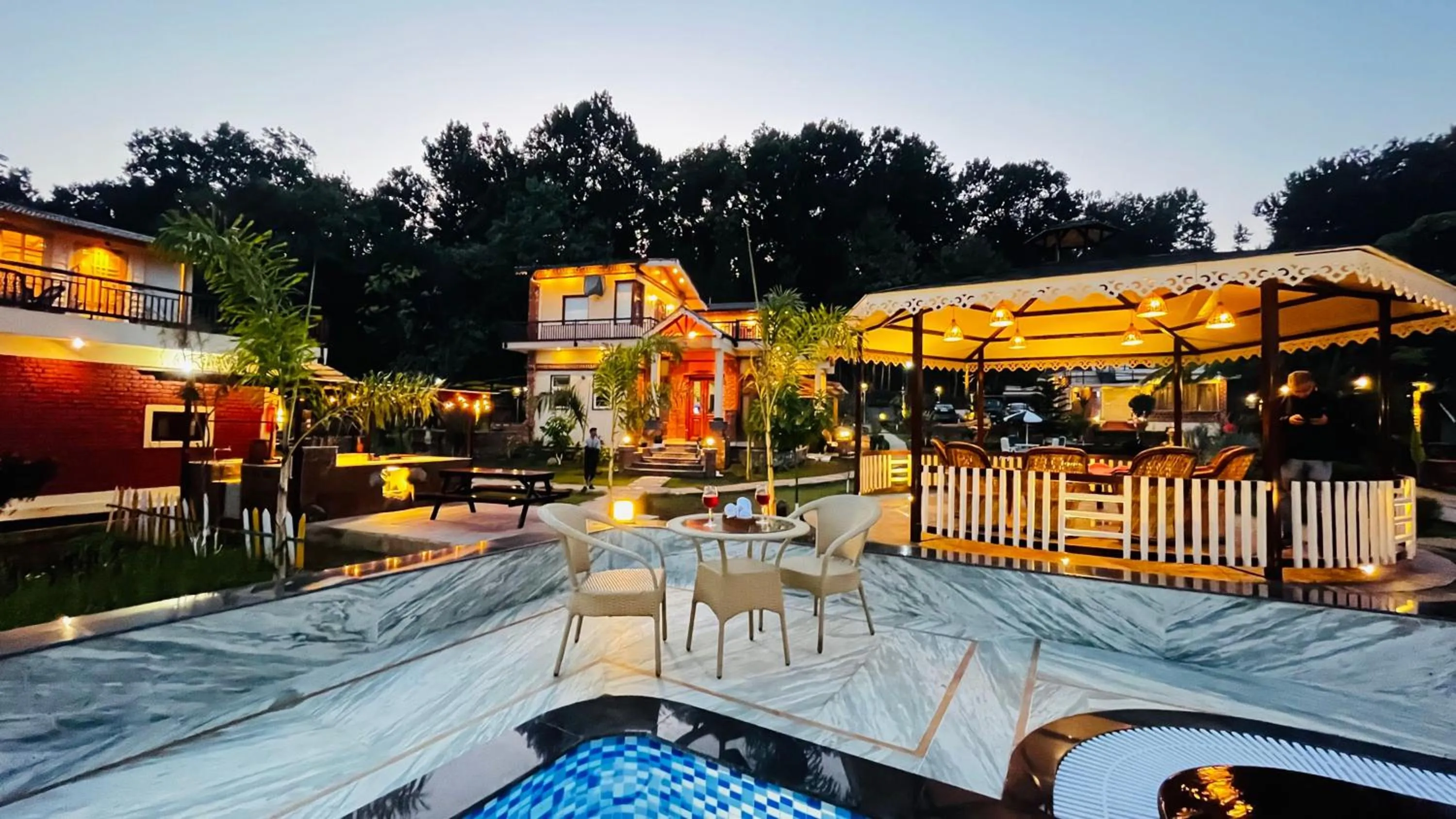 Garden in Vanhills - Luxury Home Stay in Jim Corbett