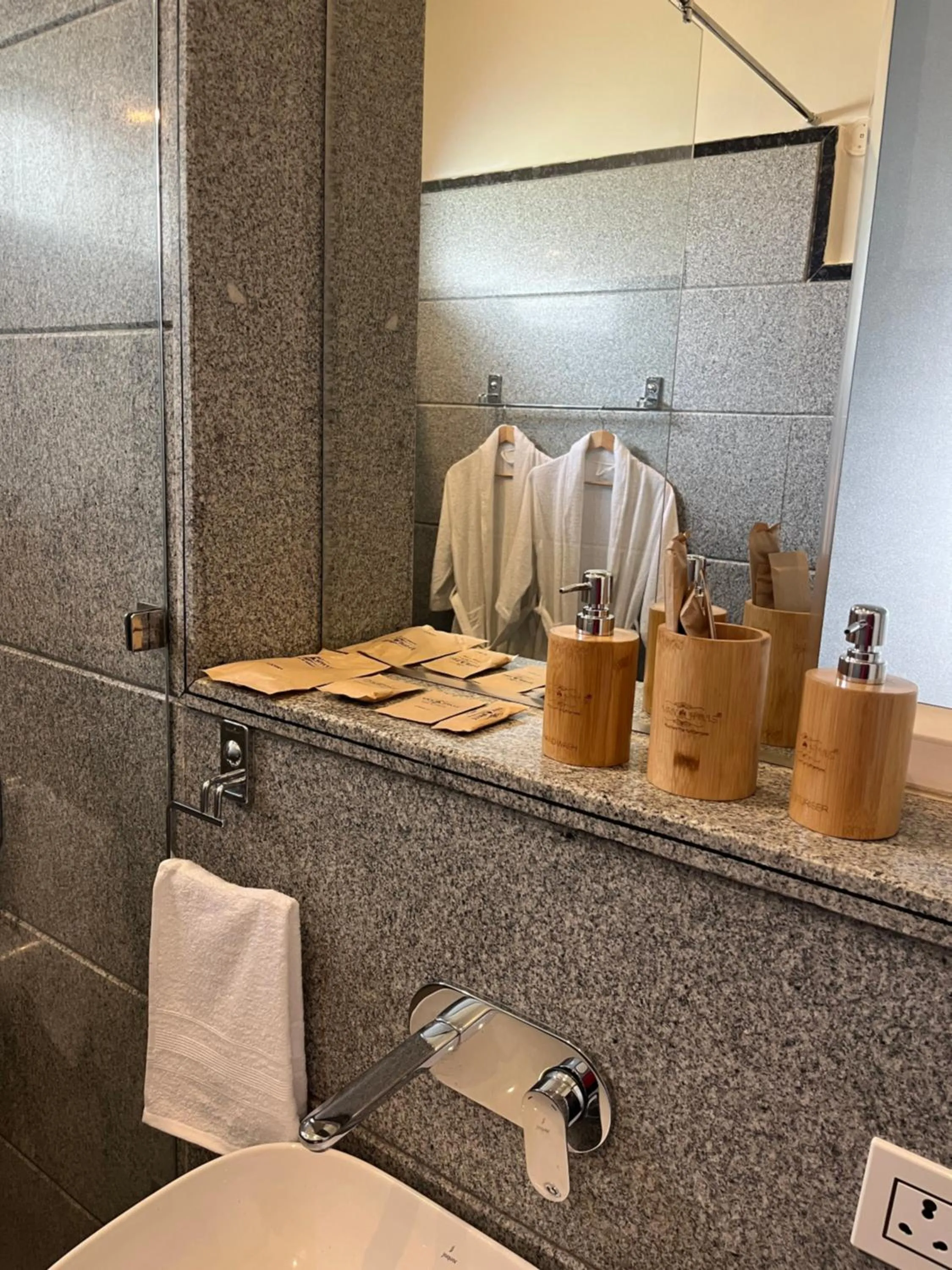 Bathroom in Vanhills - Luxury Home Stay in Jim Corbett