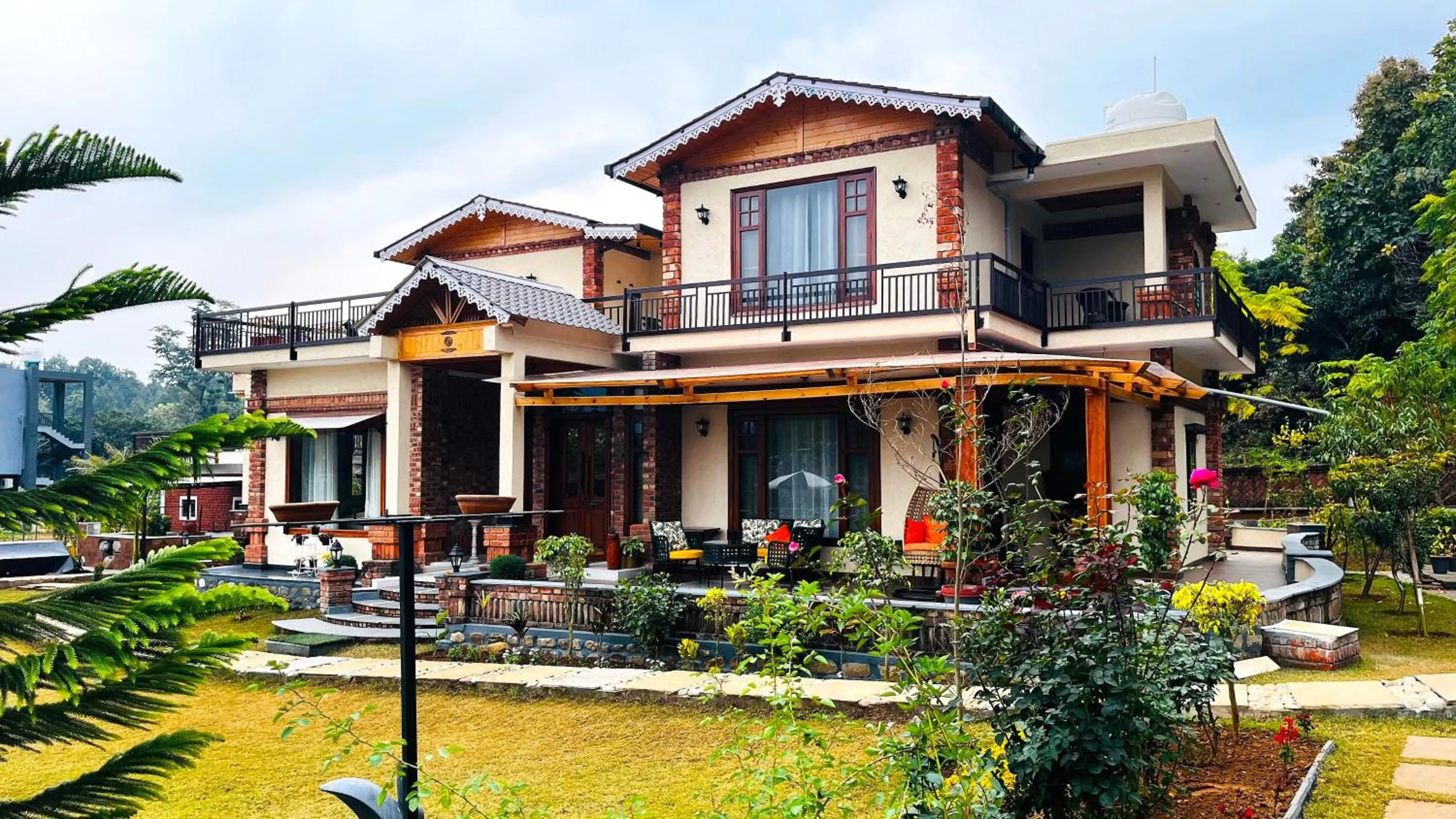 Property building in Vanhills - Luxury Home Stay in Jim Corbett