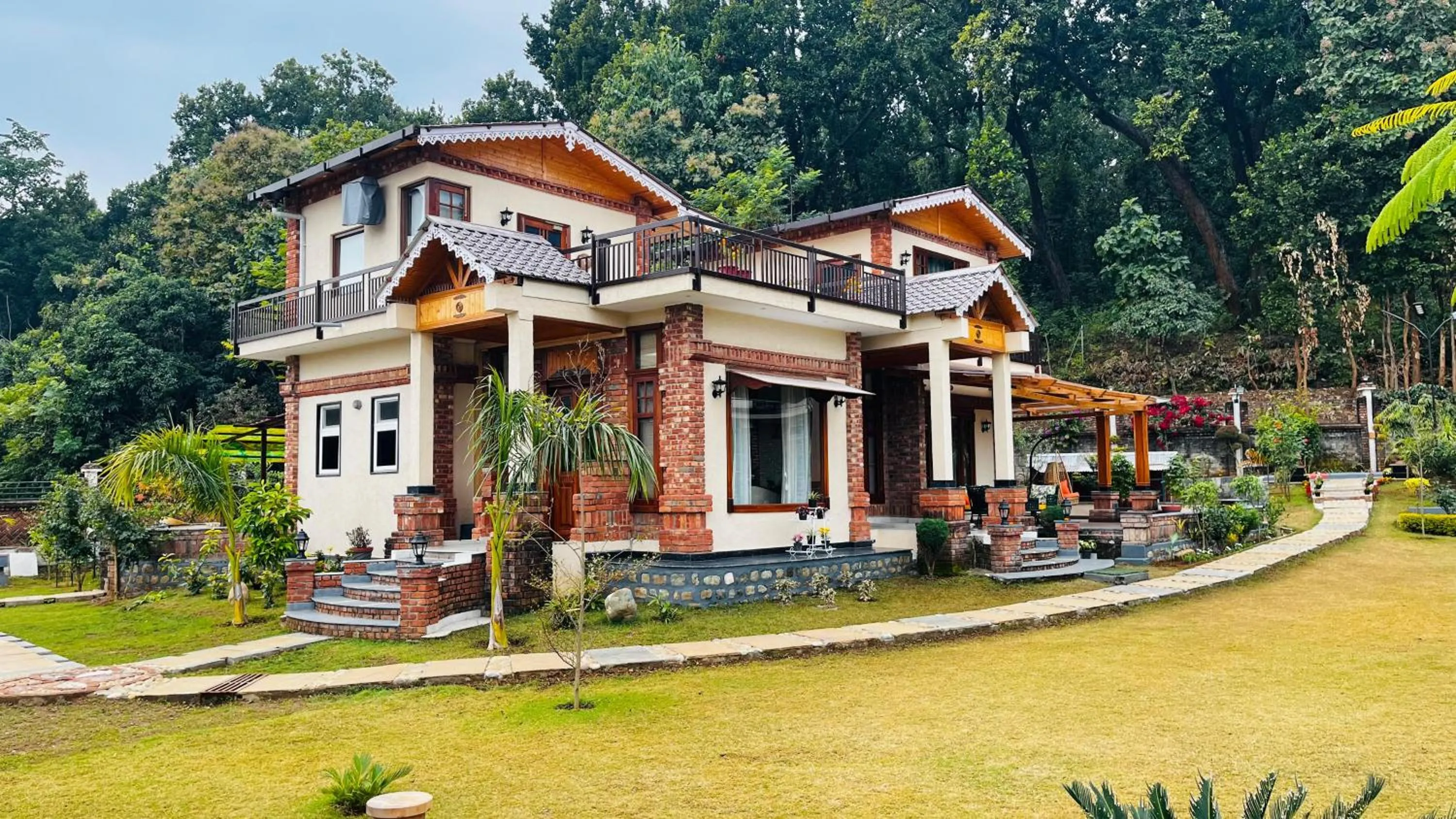 Property building in Vanhills - Luxury Home Stay in Jim Corbett