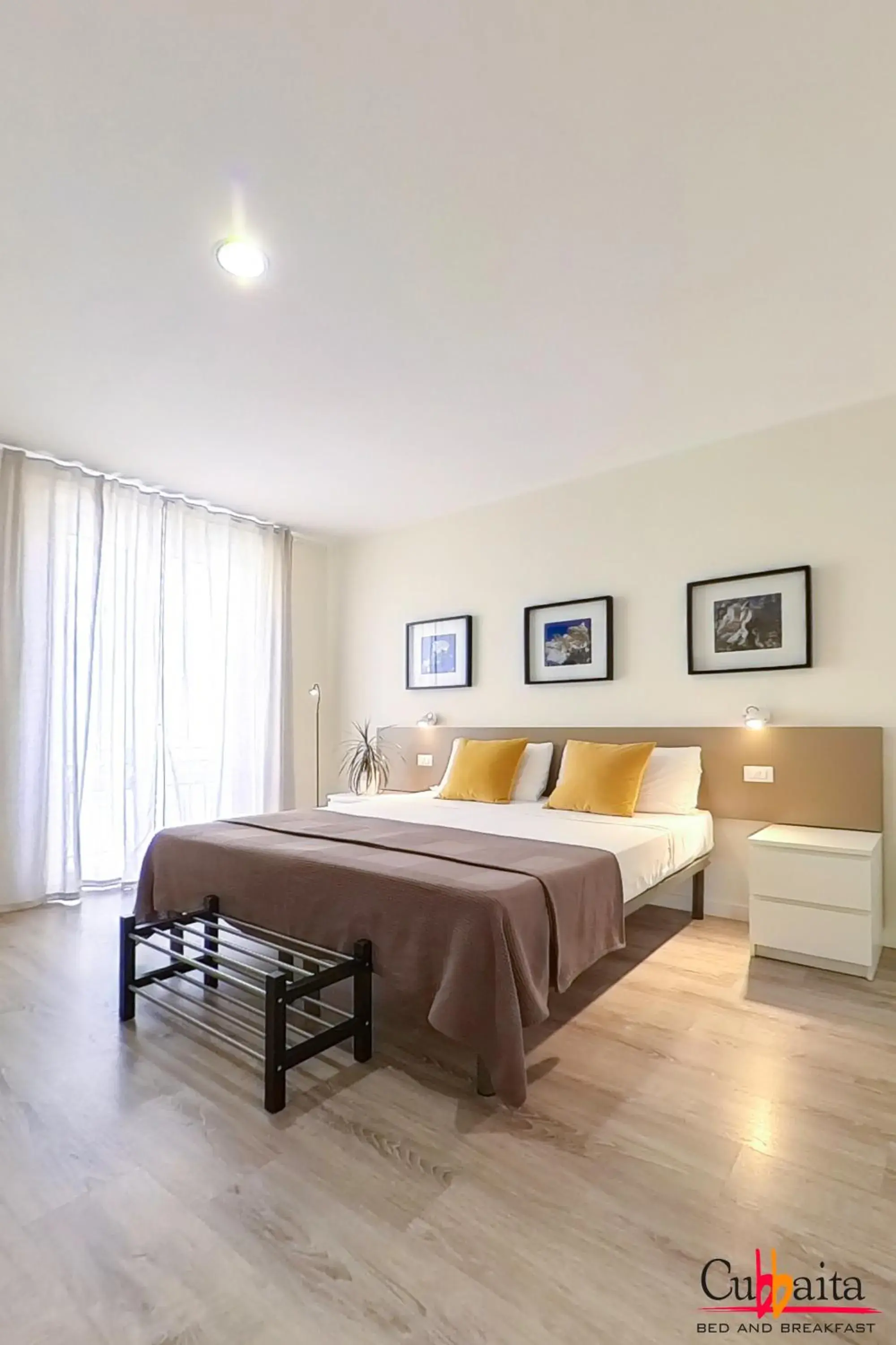 Double or Twin Room with Balcony in B&B Cubbaita Double or Twin Room with Balcony in B&B Cubbaita