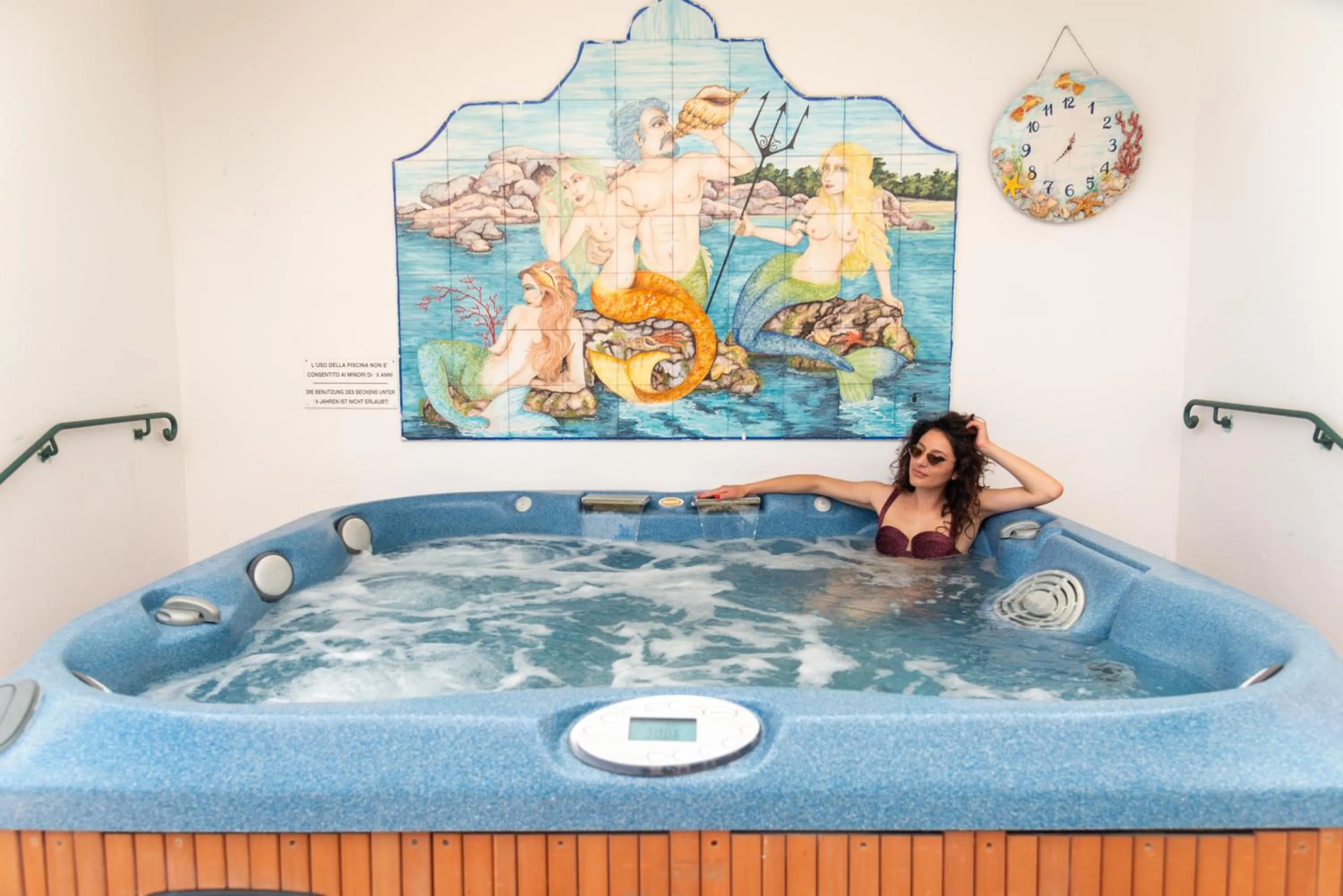 Hot Tub in Hotel Villa Bianca