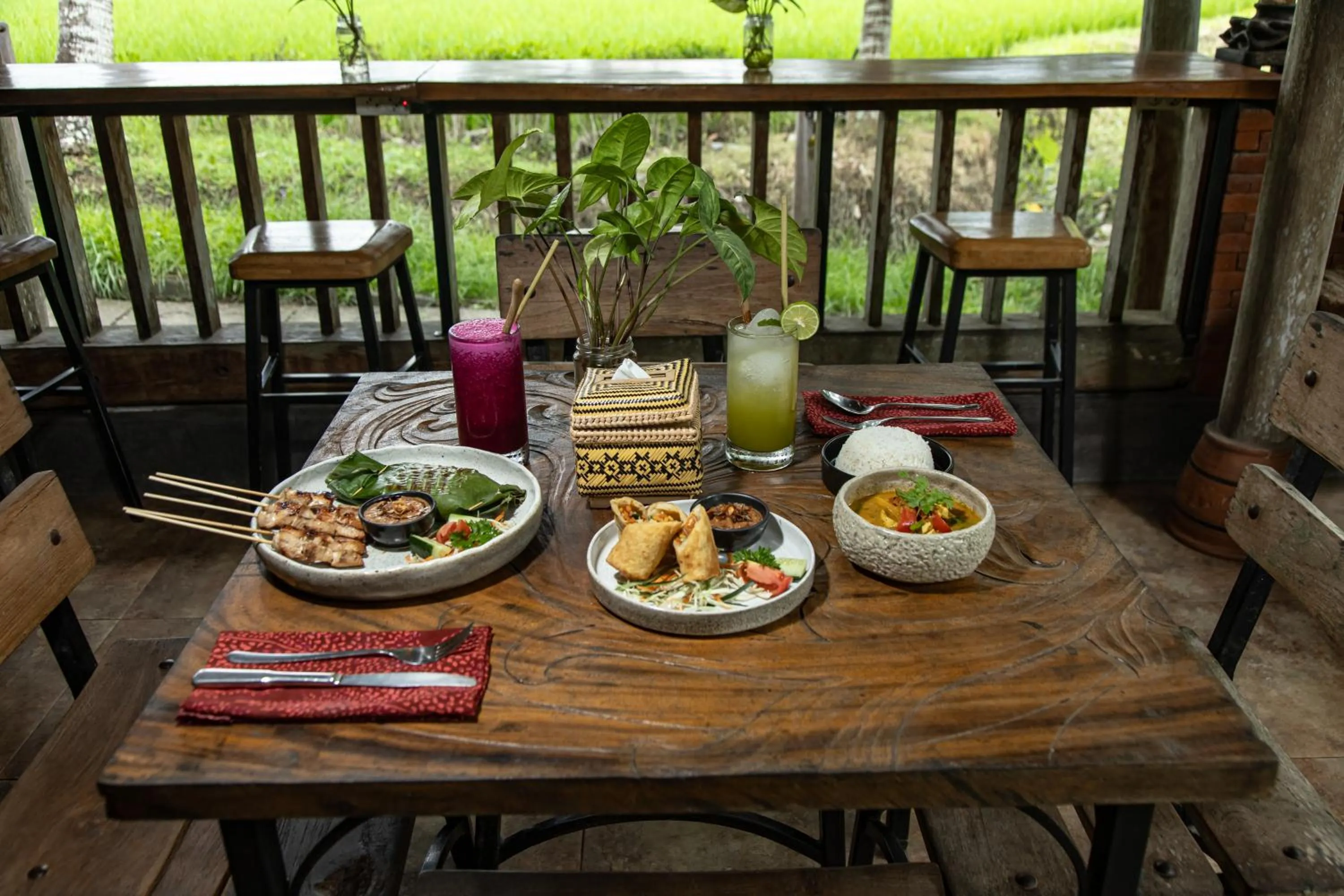 Restaurant/places to eat in The Pulu Villas by GenuineHost