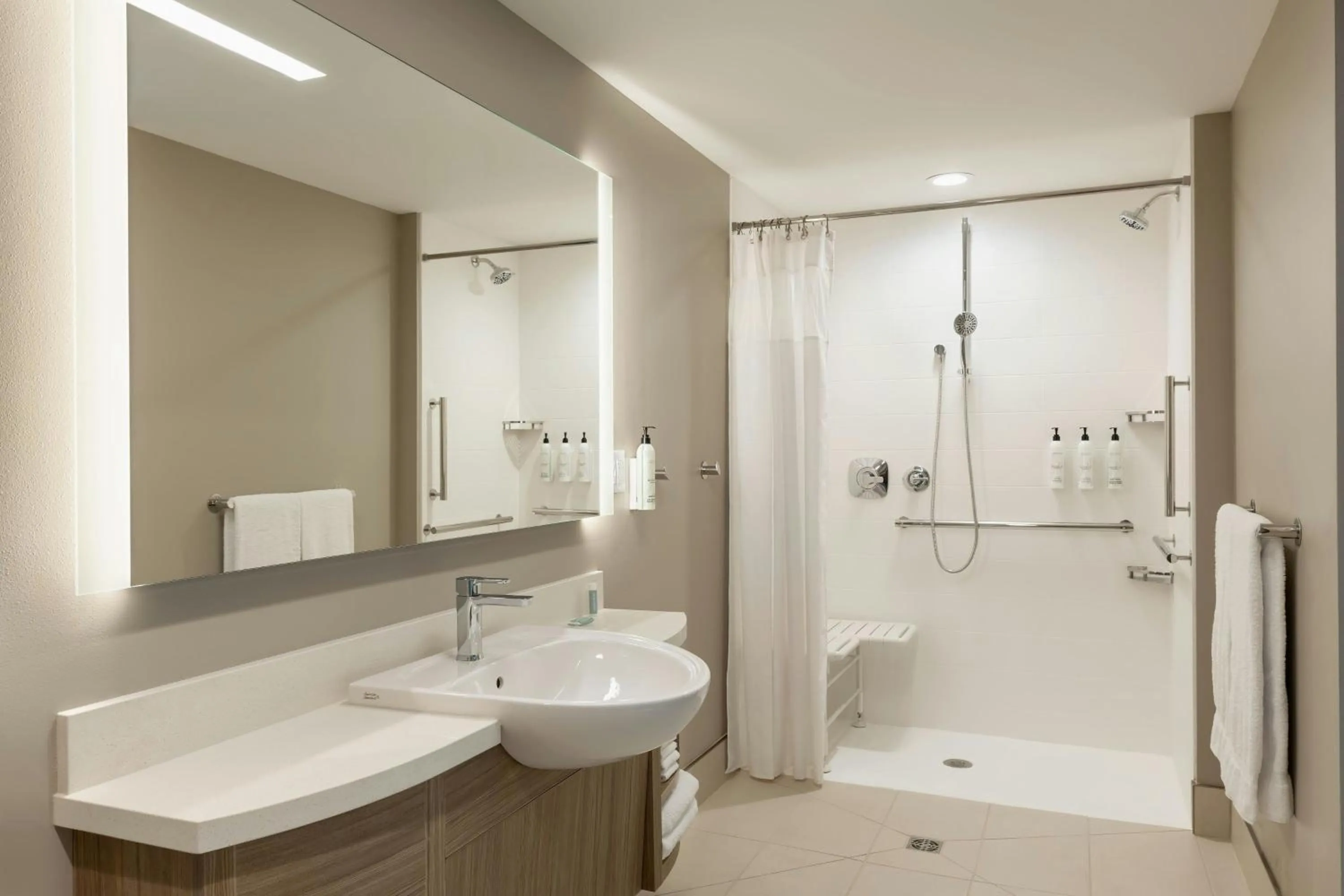 Bathroom in SpringHill Suites by Marriott Fargo