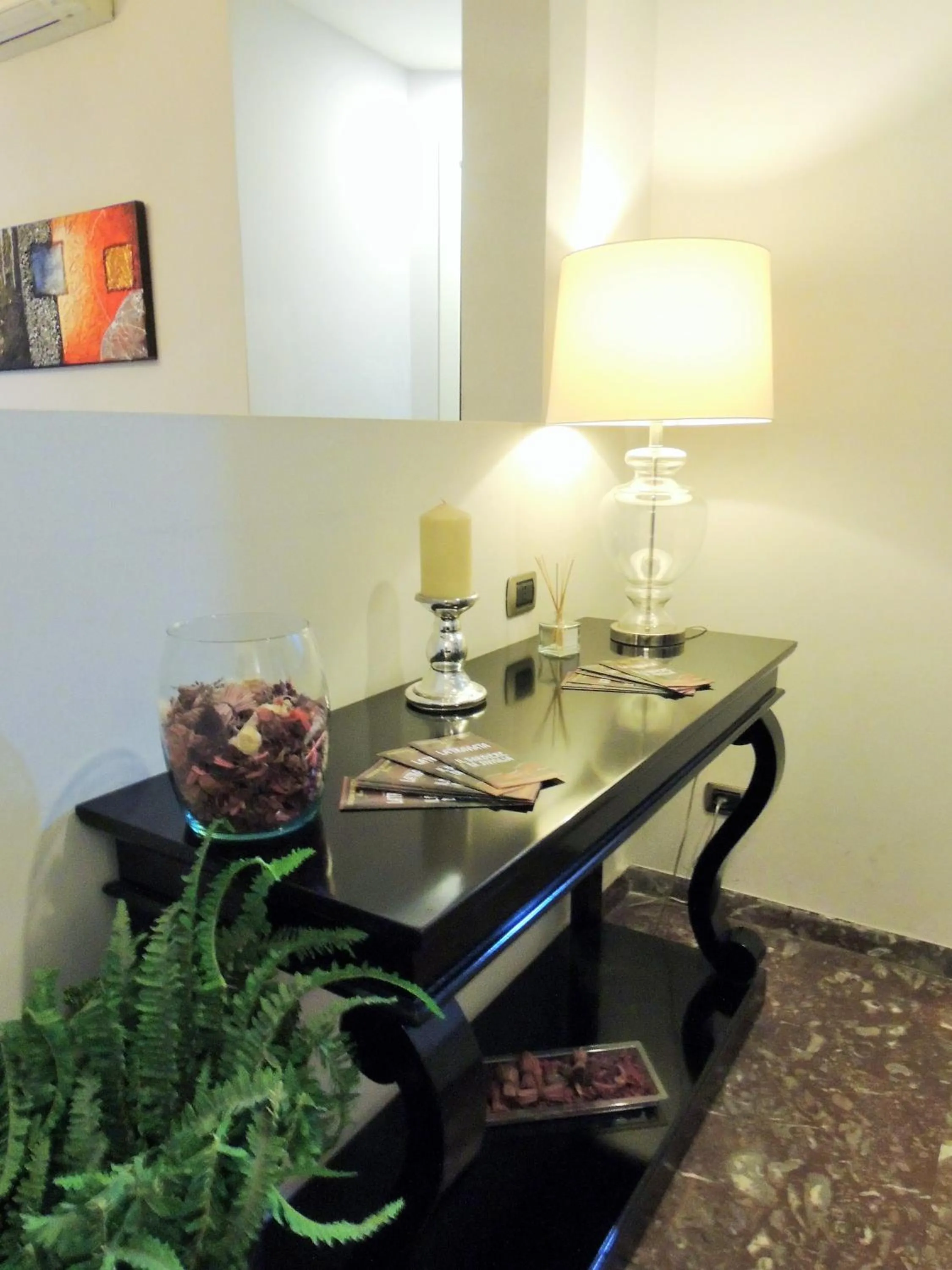 Lobby or reception in Florida rooms - comfort Hotel