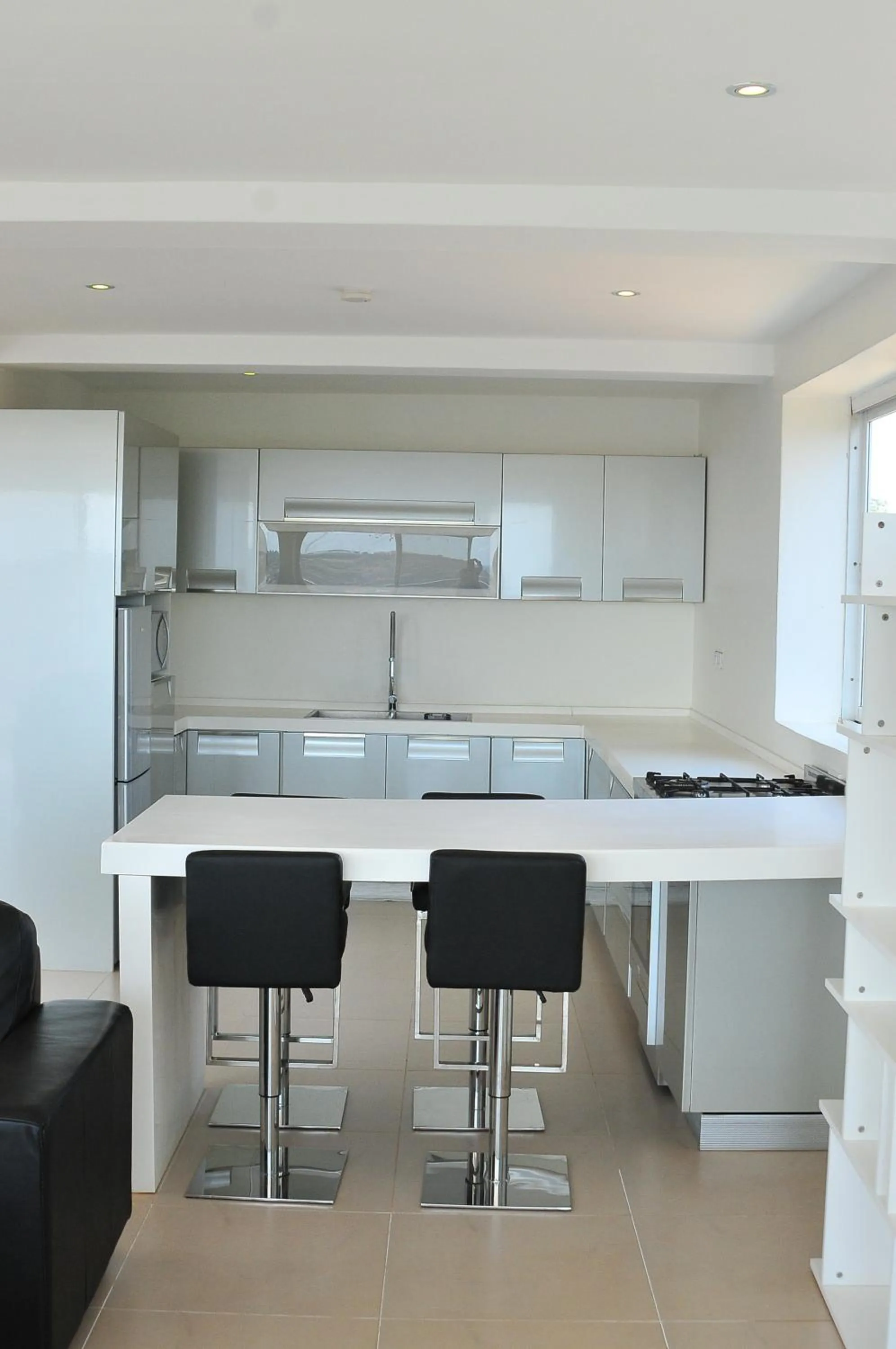 Kitchen or kitchenette in The Seventeen Apartment Hotel