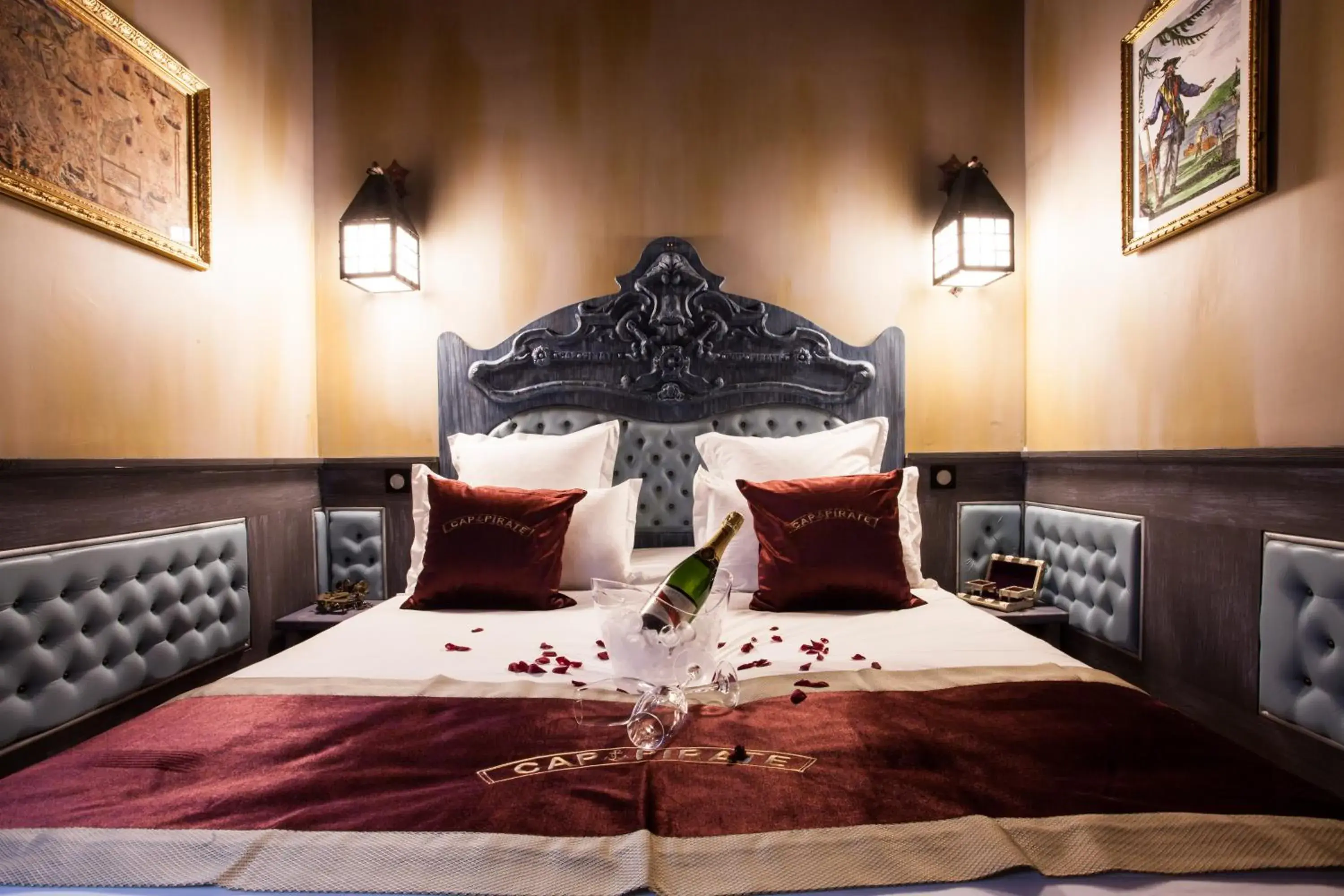 Bed in Hôtel Cap Pirate Bed in Hôtel Cap Pirate