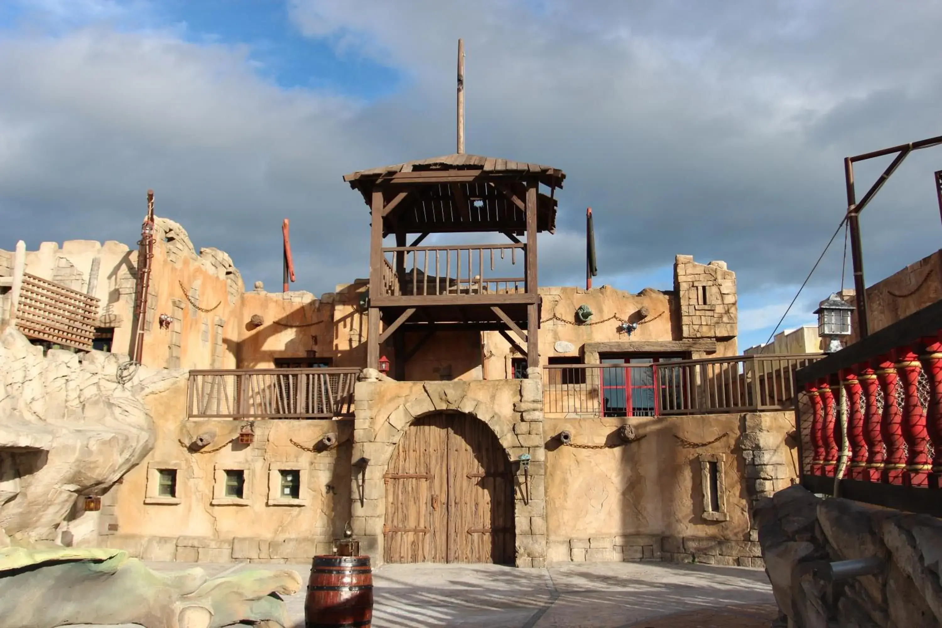 Property building in Hôtel Cap Pirate Property building in Hôtel Cap Pirate