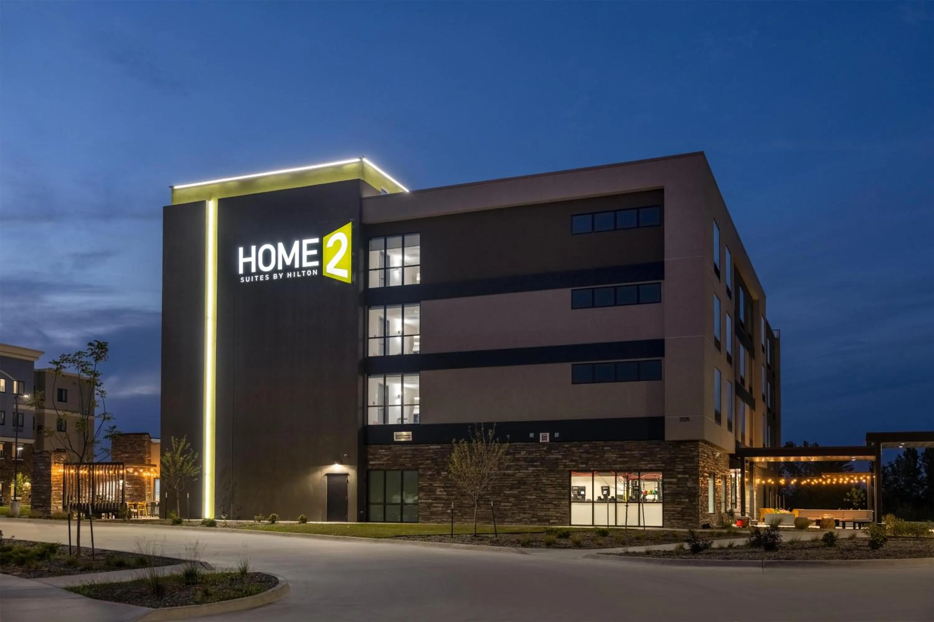 Property building in Home2 Suites By Hilton Ames