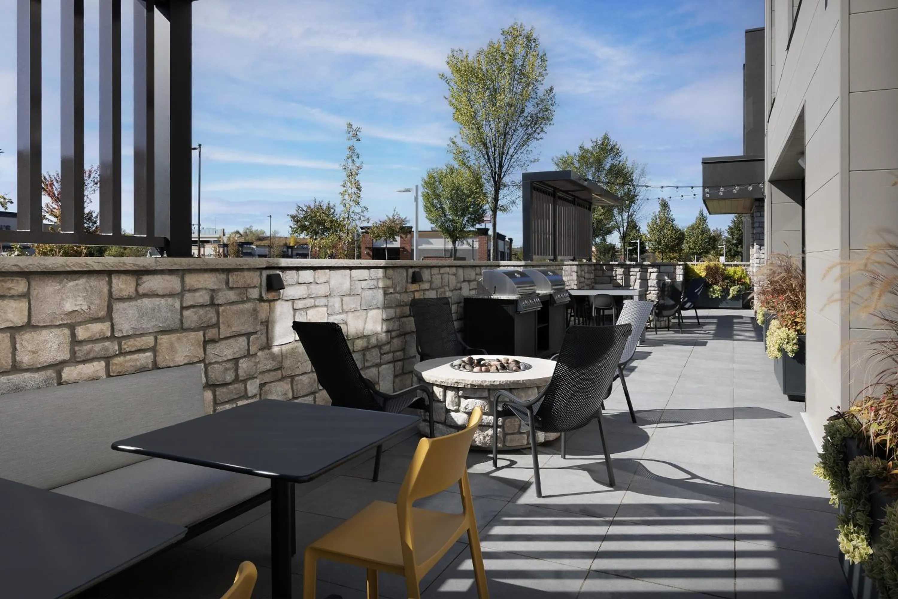 Patio in Home2 Suites By Hilton Ramsey
