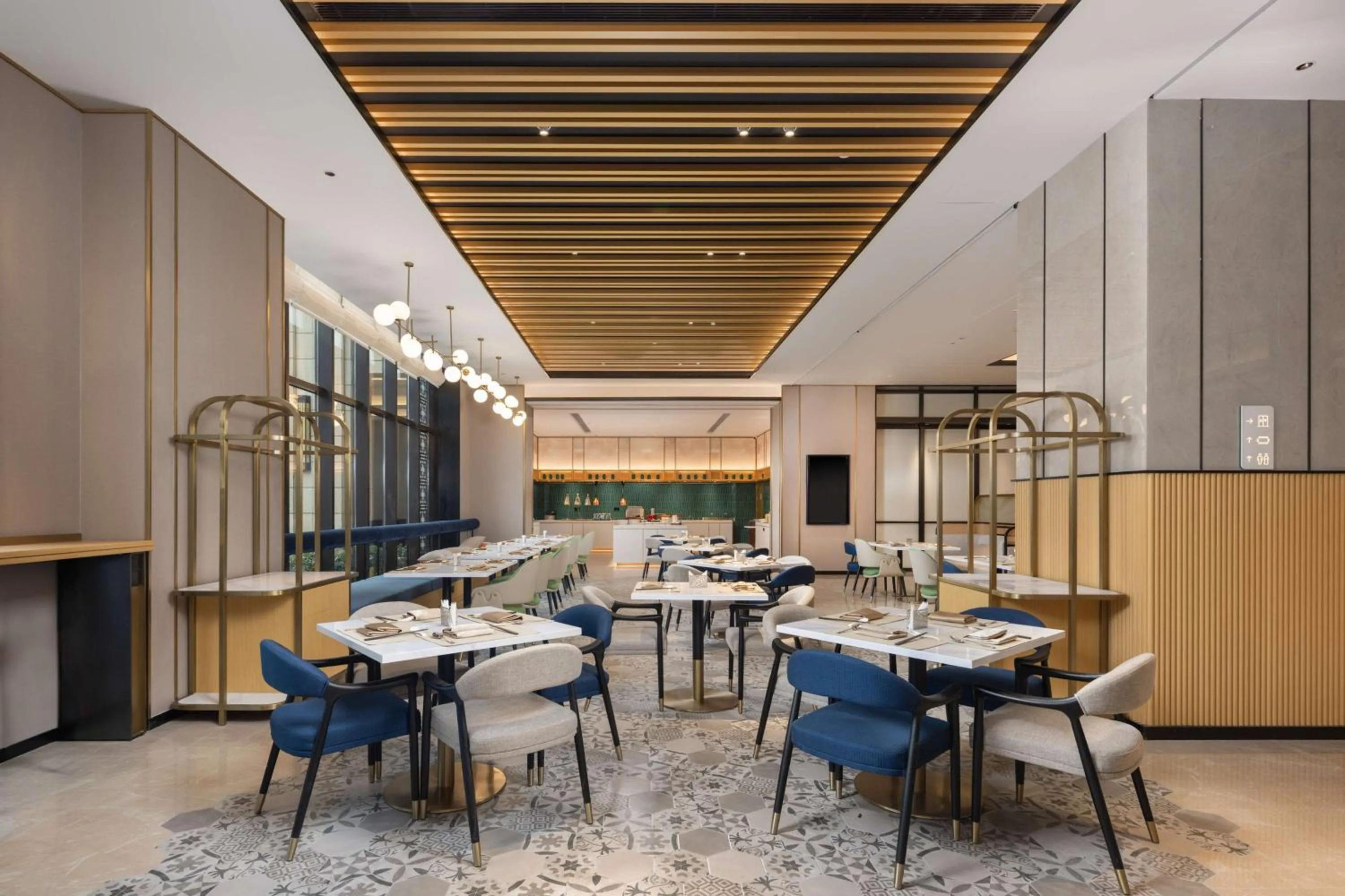 Restaurant/places to eat in Hilton Garden Inn Zhoukou Huaiyang