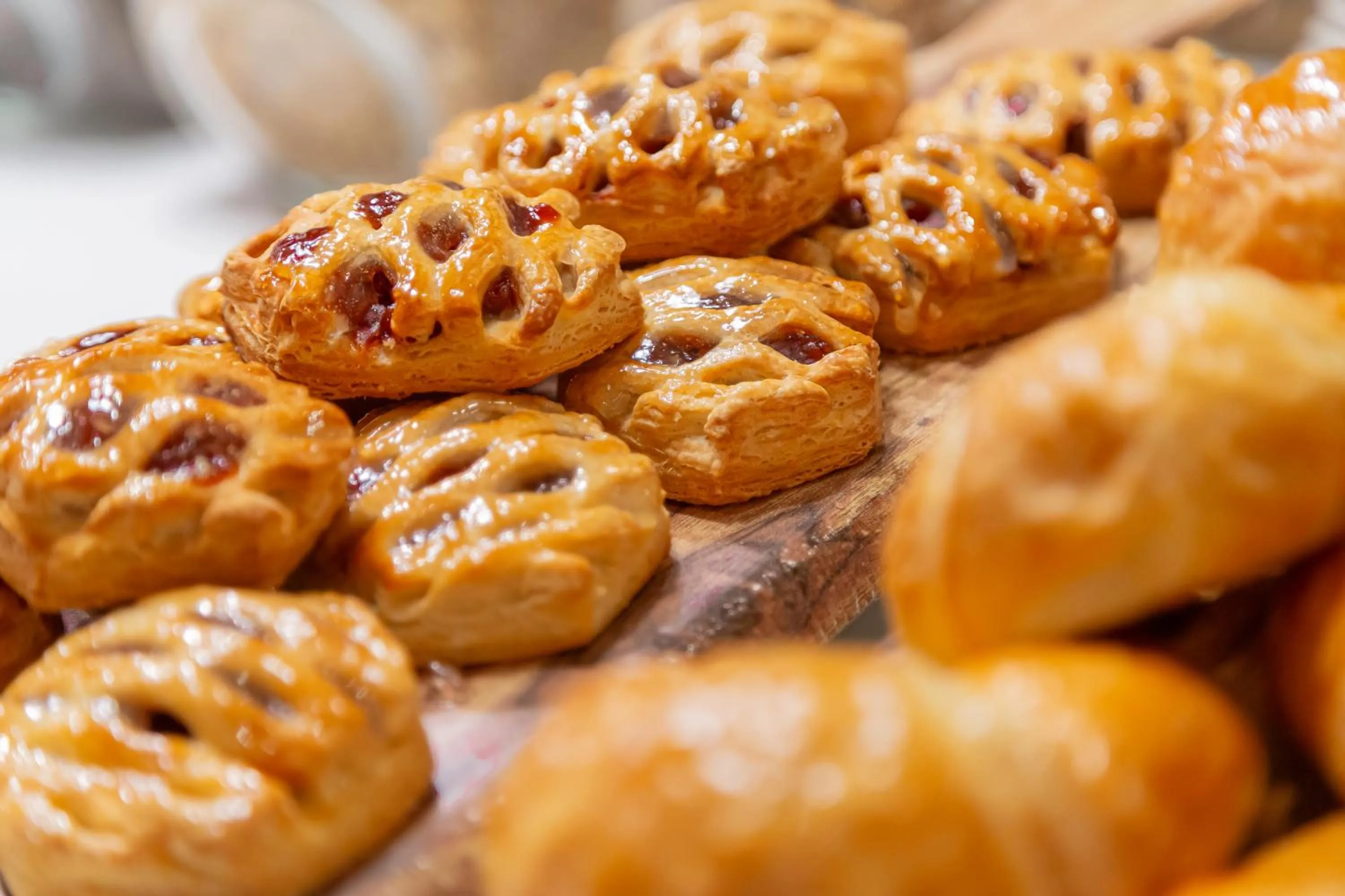 Breakfast in Tru By Hilton Chillan Ferrat