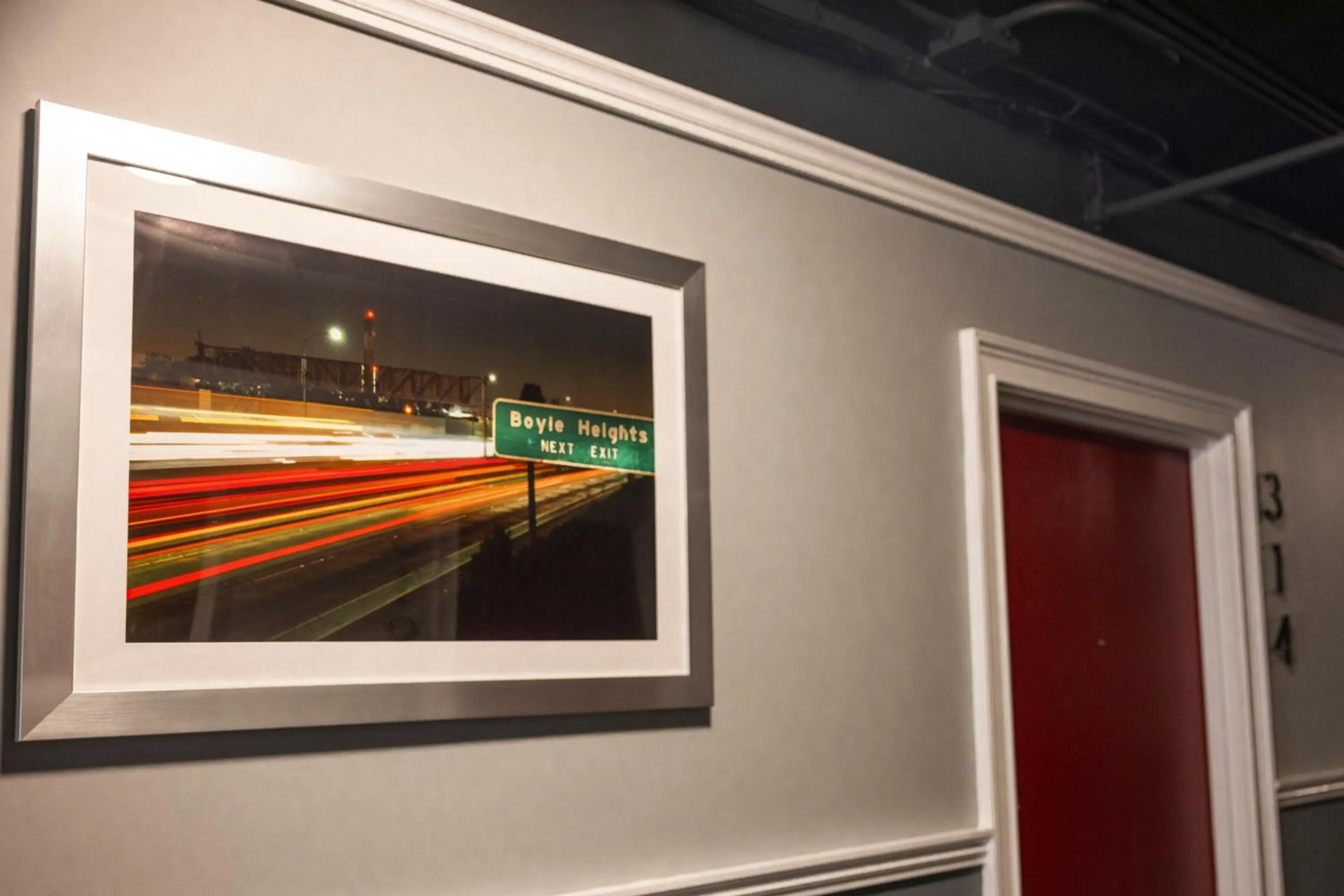 Decorative detail in American Hotel