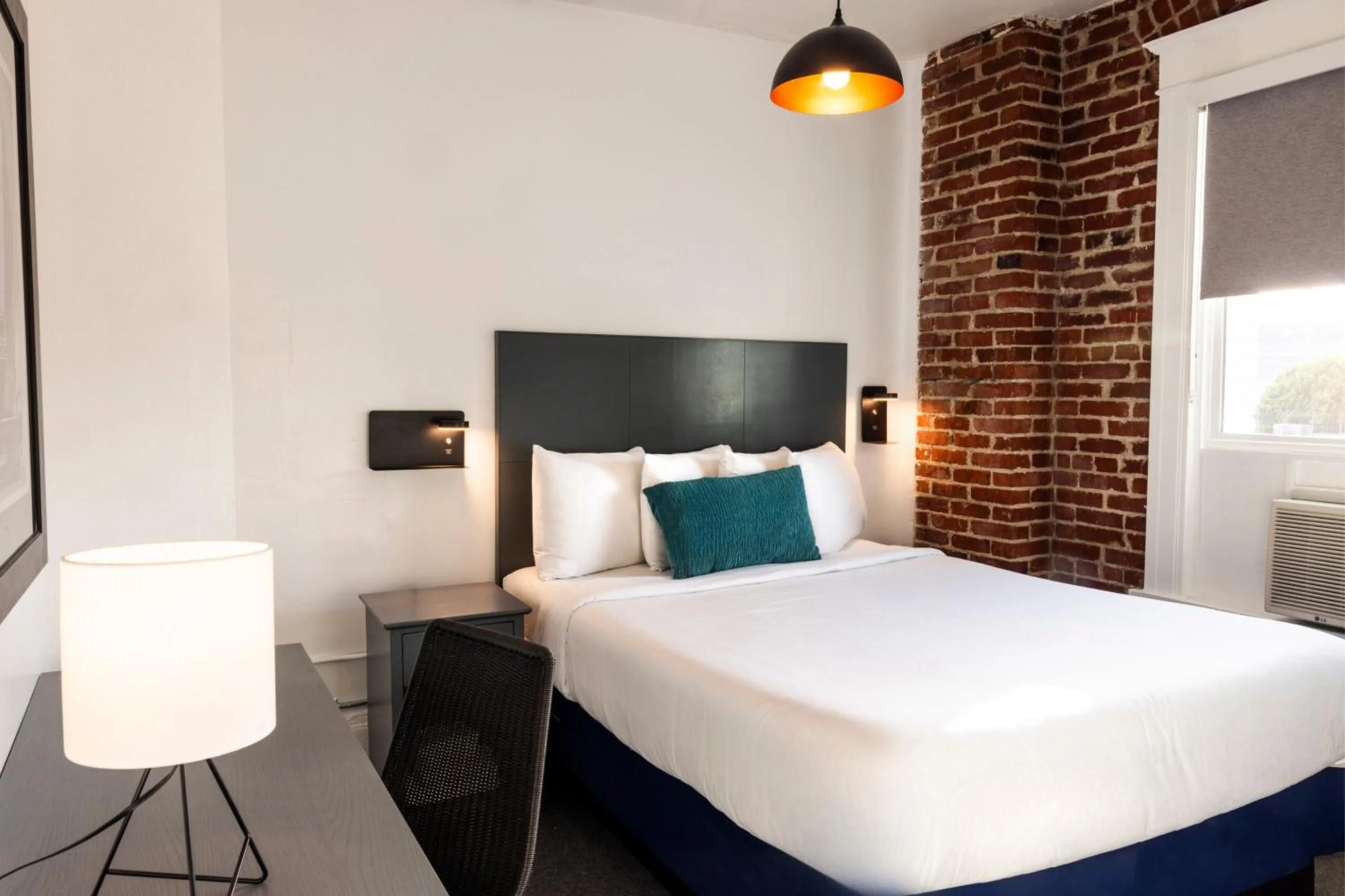 Bed in American Hotel