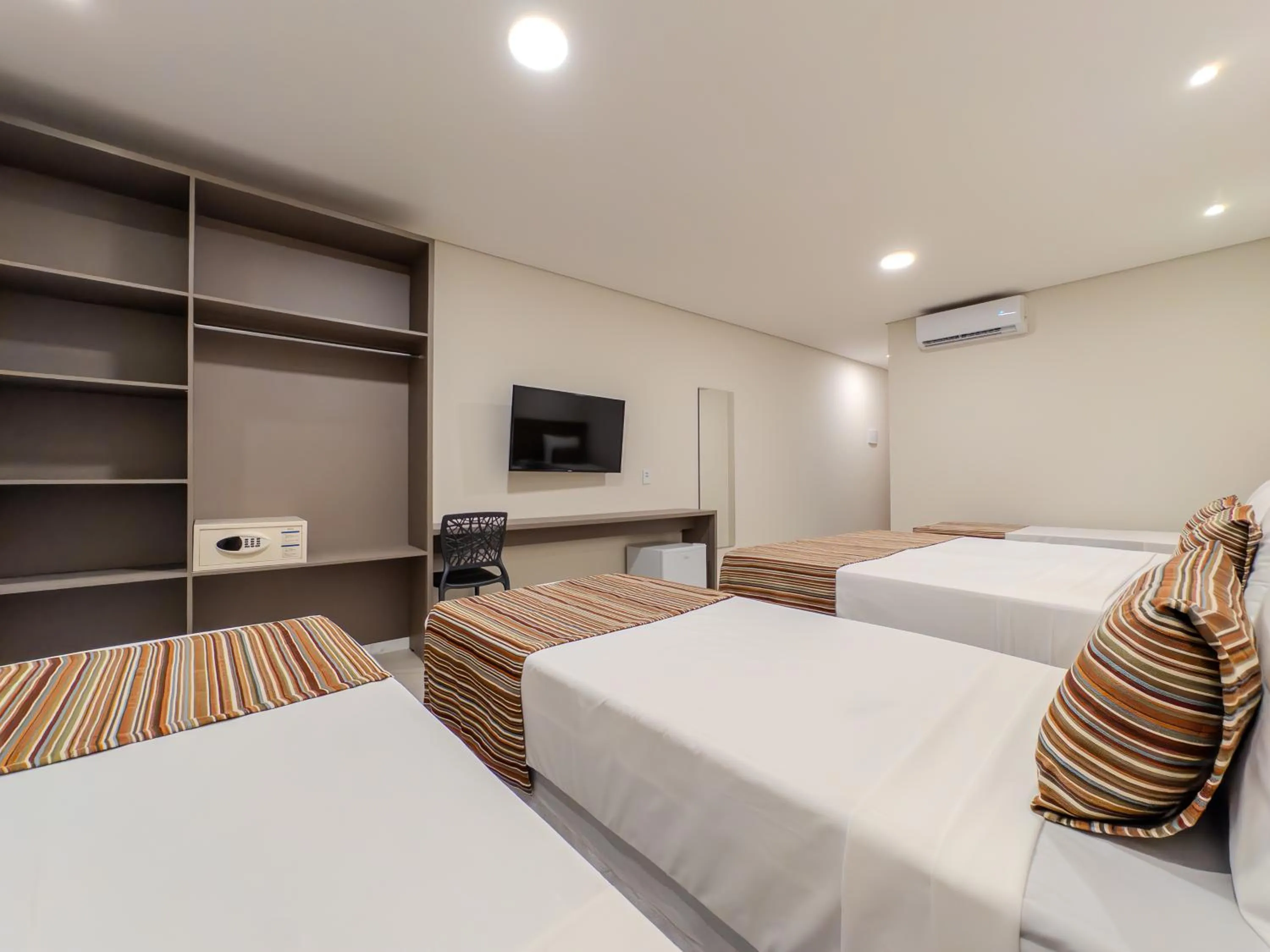 Bed in Bosque do Porto Praia Hotel