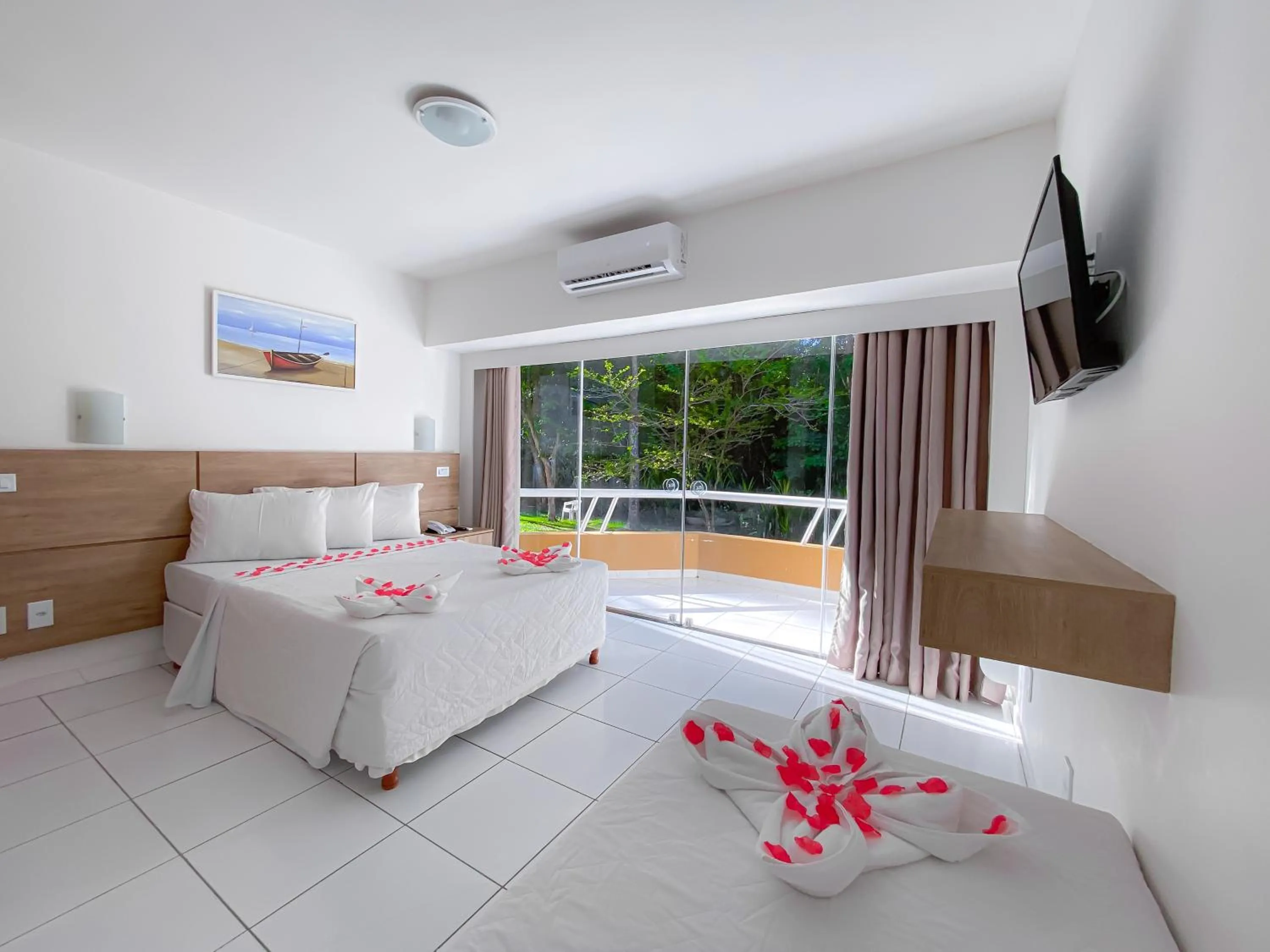 Bed in Bosque do Porto Praia Hotel