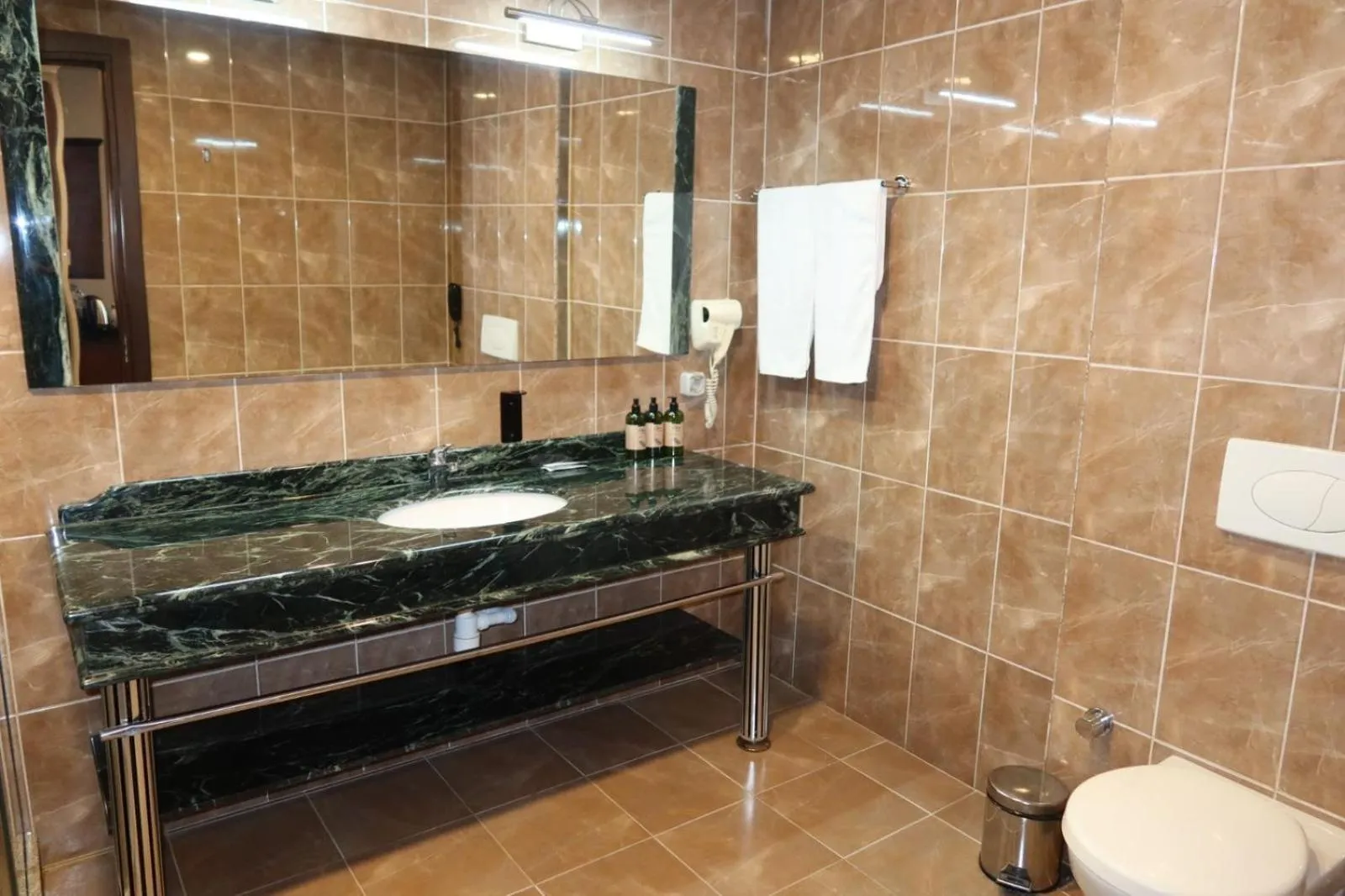 Shower in Era Palace Batumi