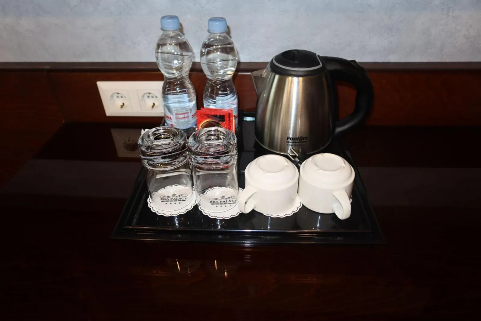 Coffee/tea facilities in Era Palace Batumi
