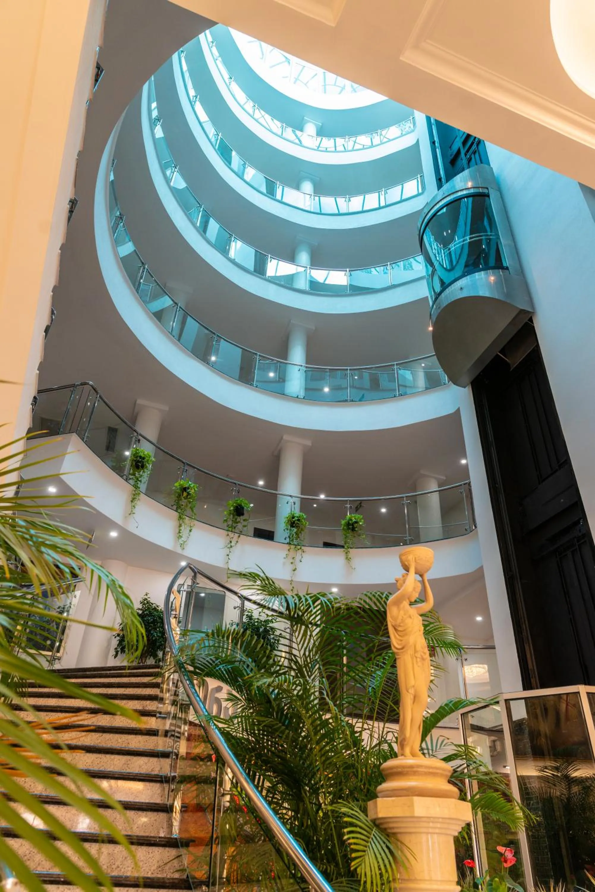 Lobby or reception in Era Palace Batumi