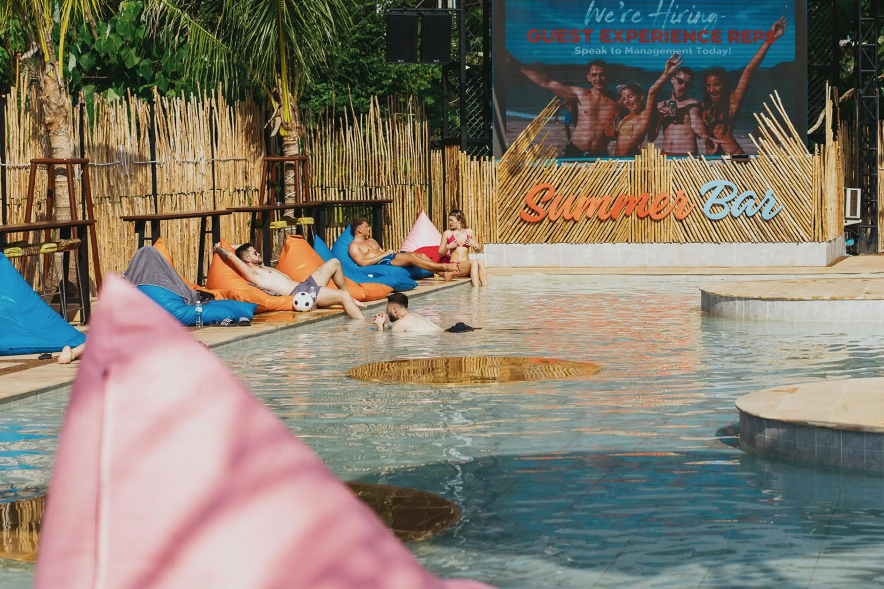 Summer Club and Hostel Ao Nang
