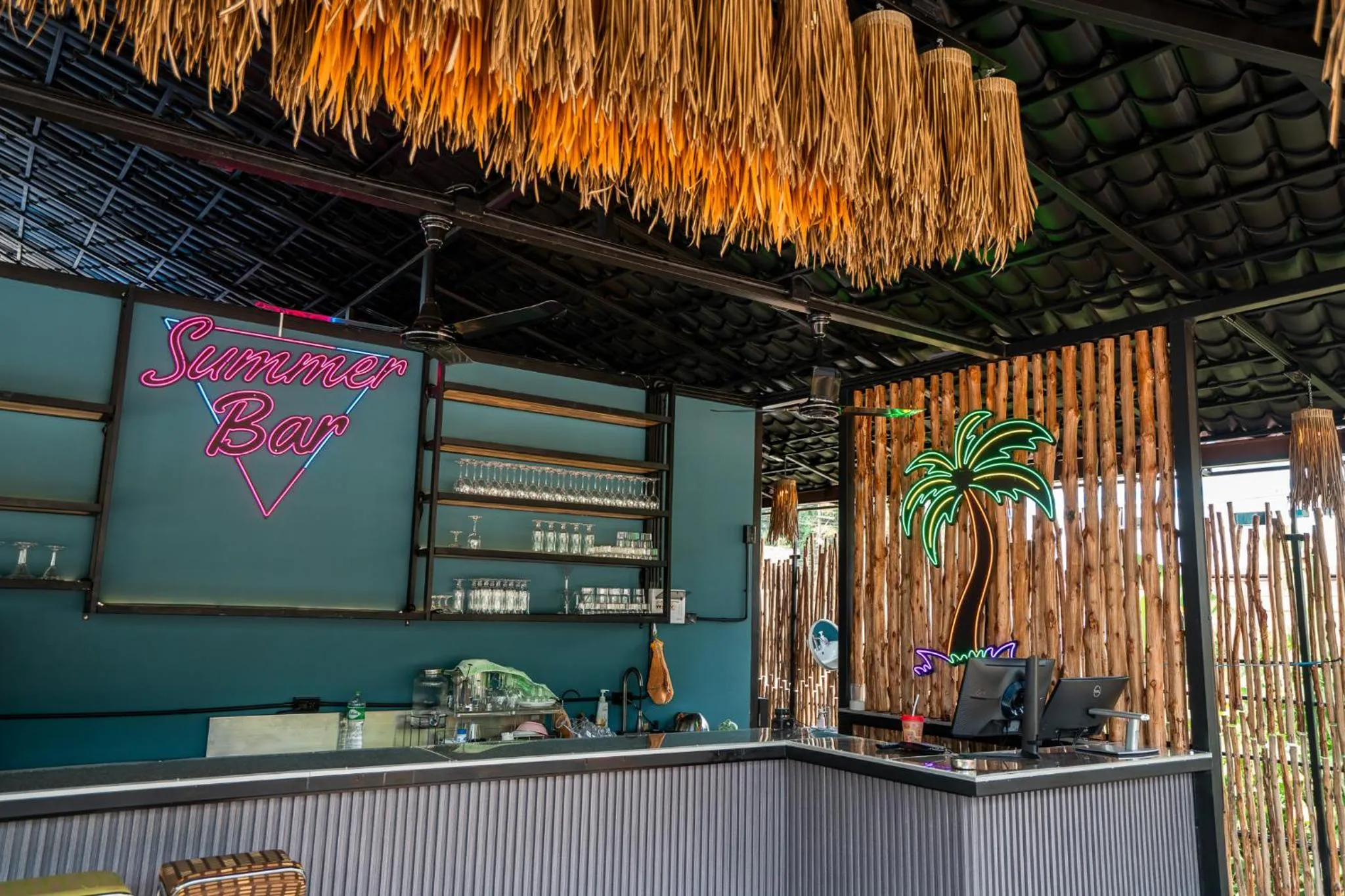 Summer Club and Hostel Ao Nang