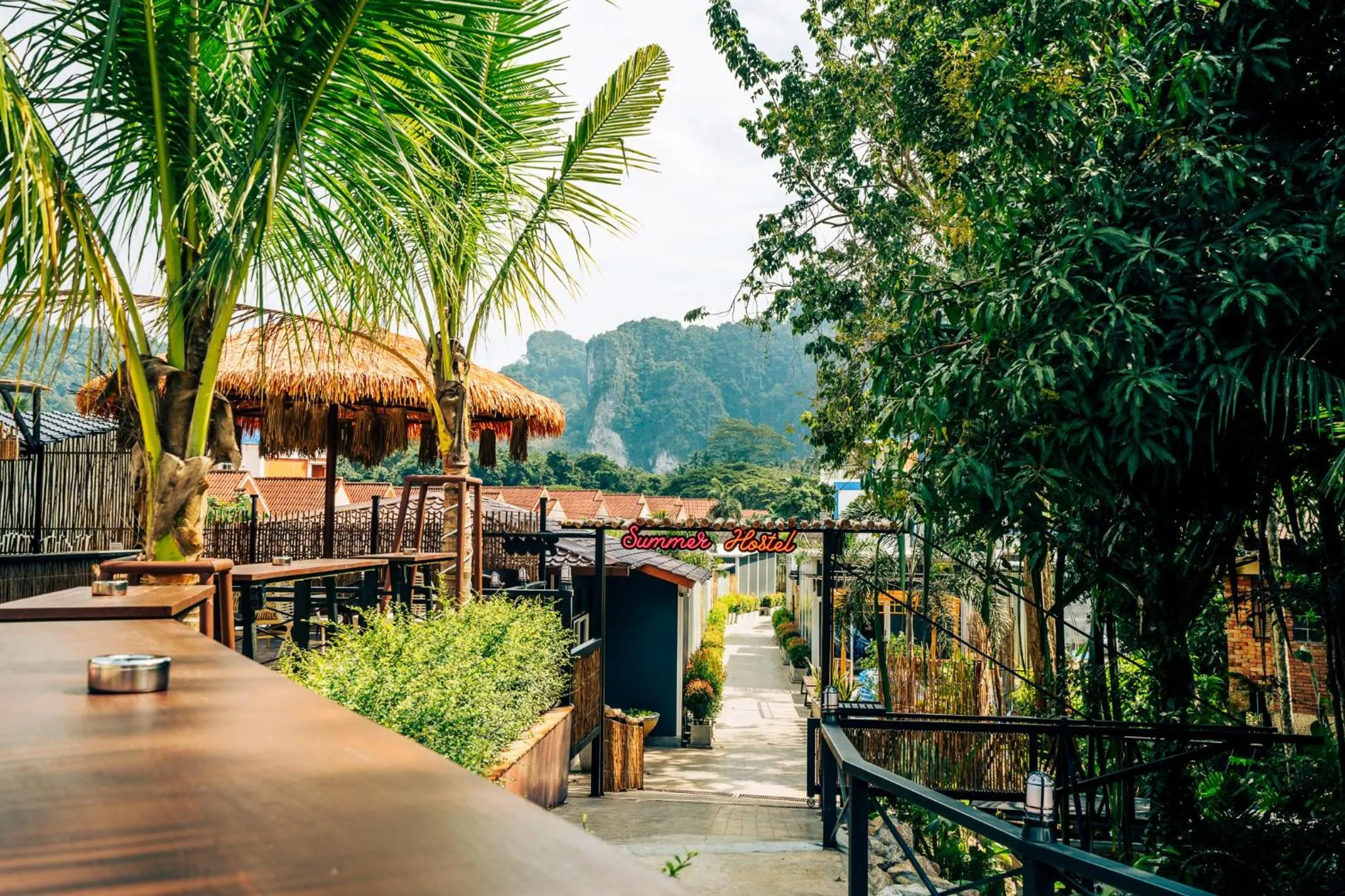 Summer Club and Hostel Ao Nang