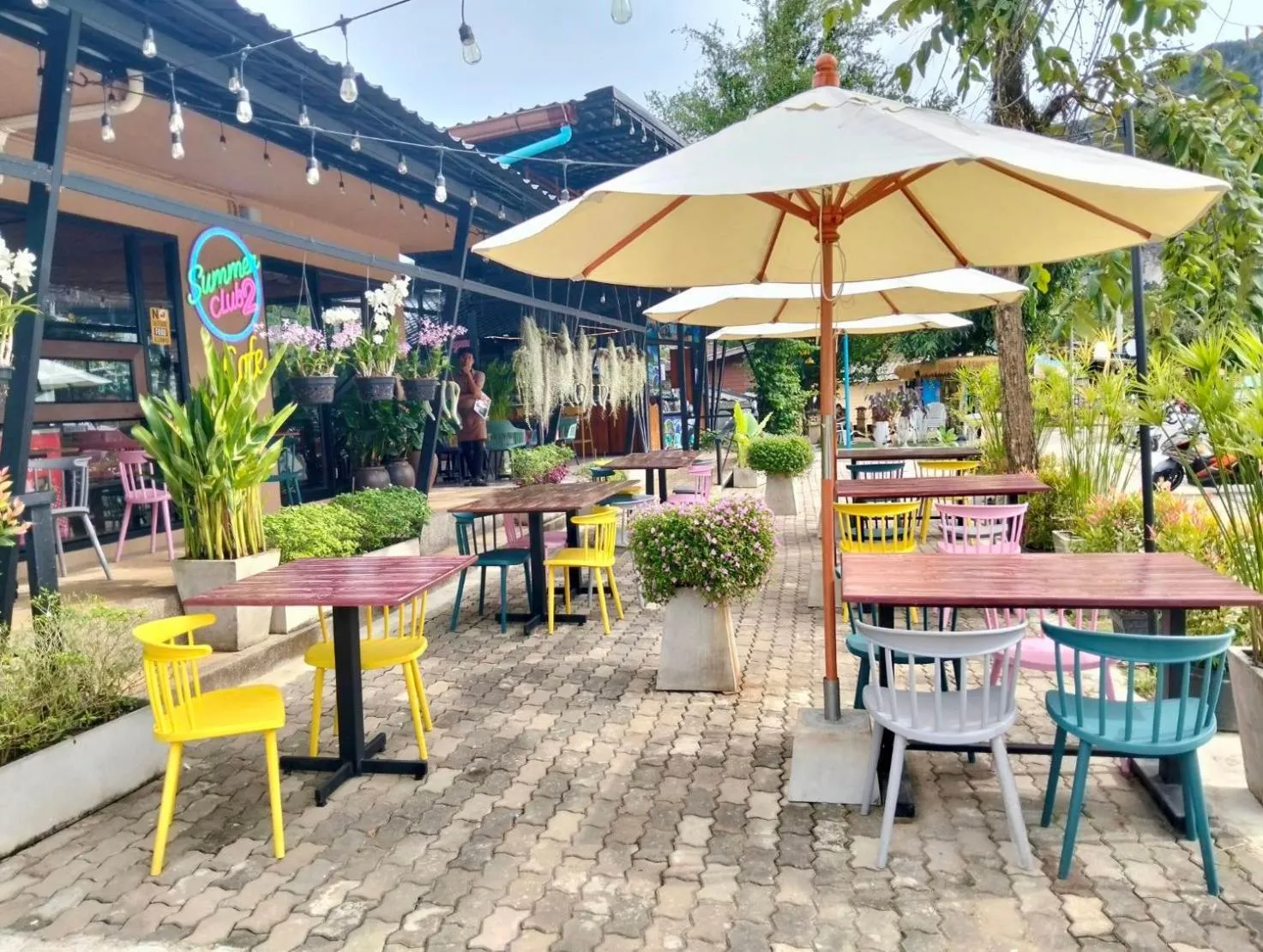 Summer Club and Hostel Ao Nang