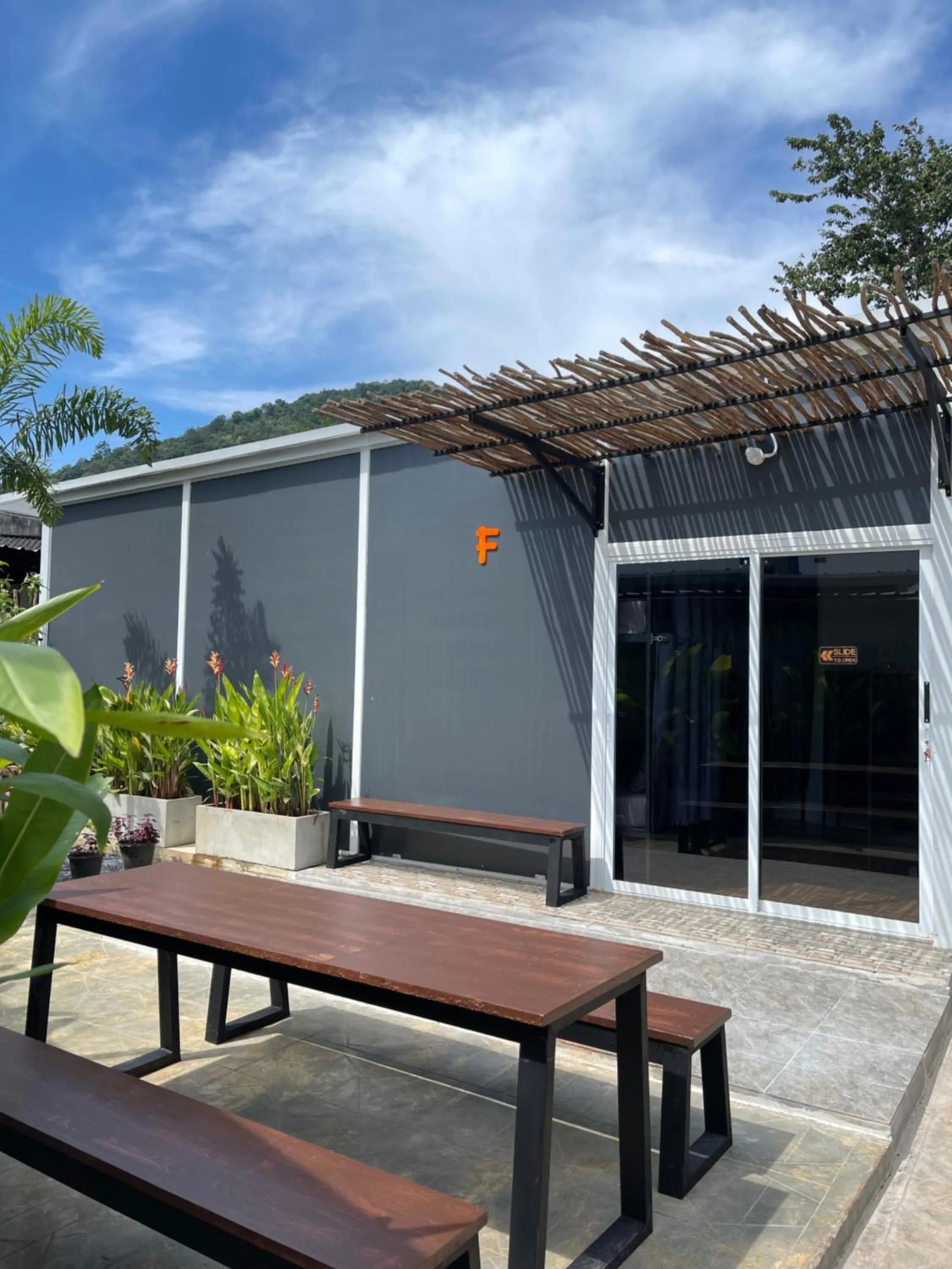 Property building in Summer Club and Hostel Ao Nang