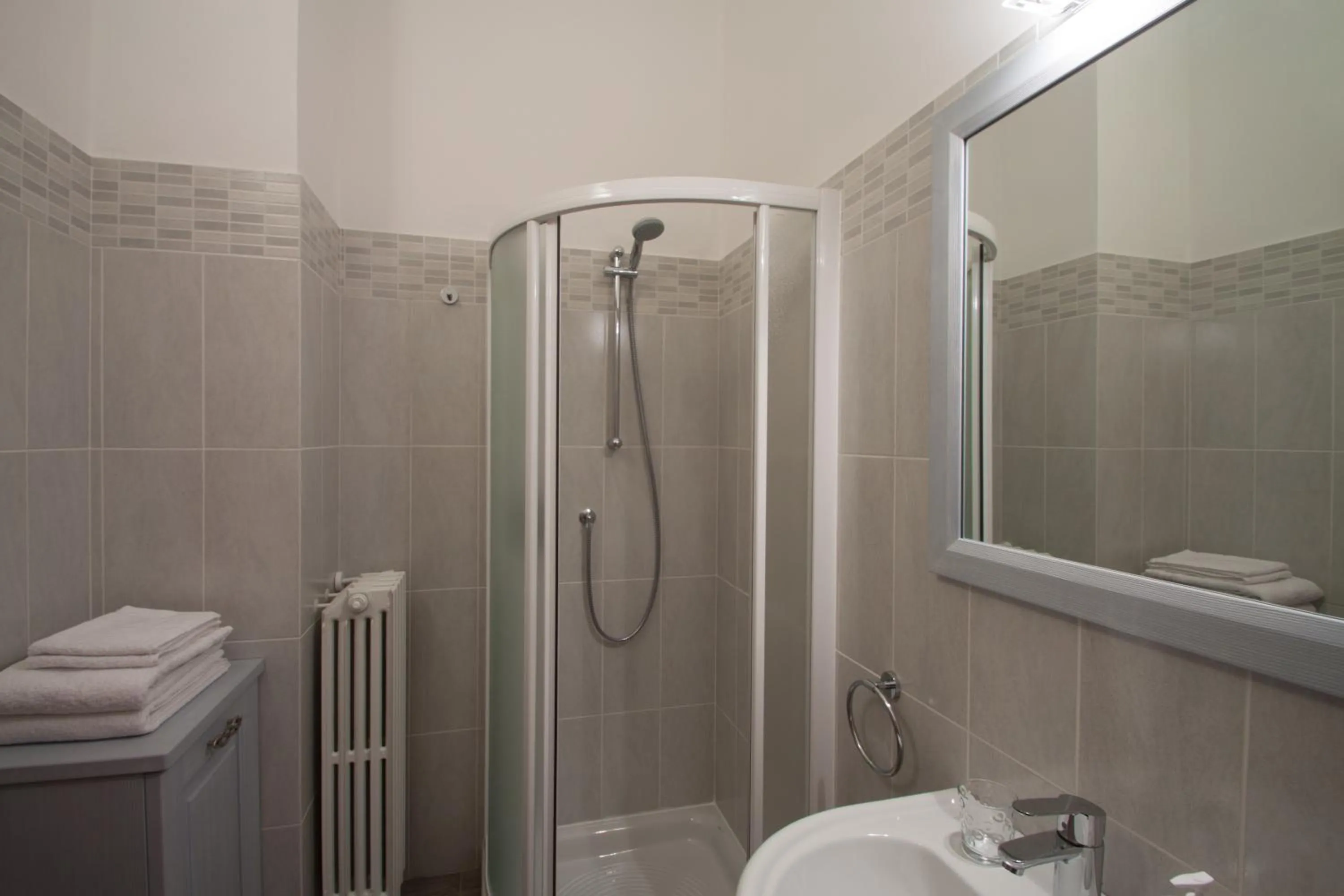 Bathroom in Palazzo di Primavera Guest House