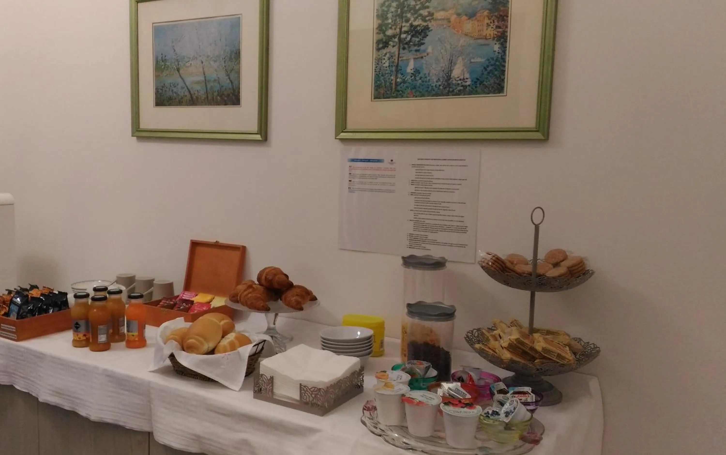 Breakfast in Palazzo di Primavera Guest House