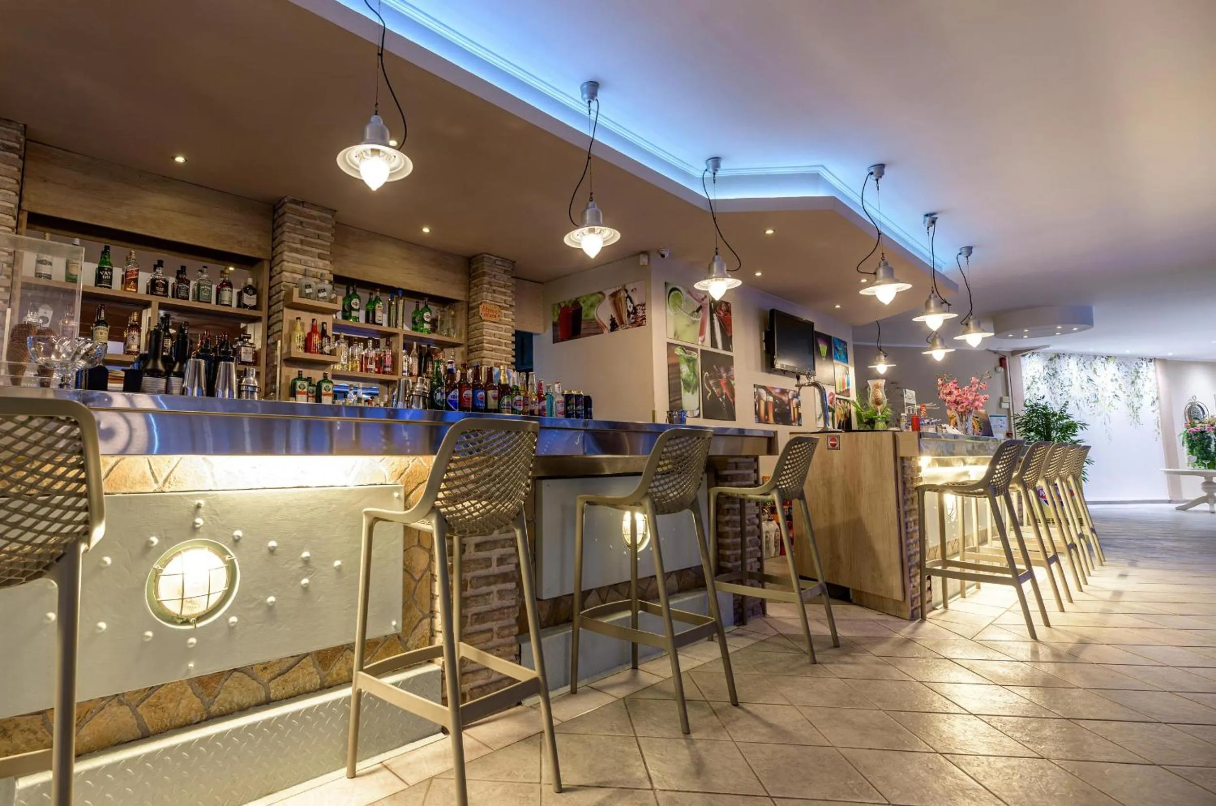 Lounge or bar in Sofia's Hotel