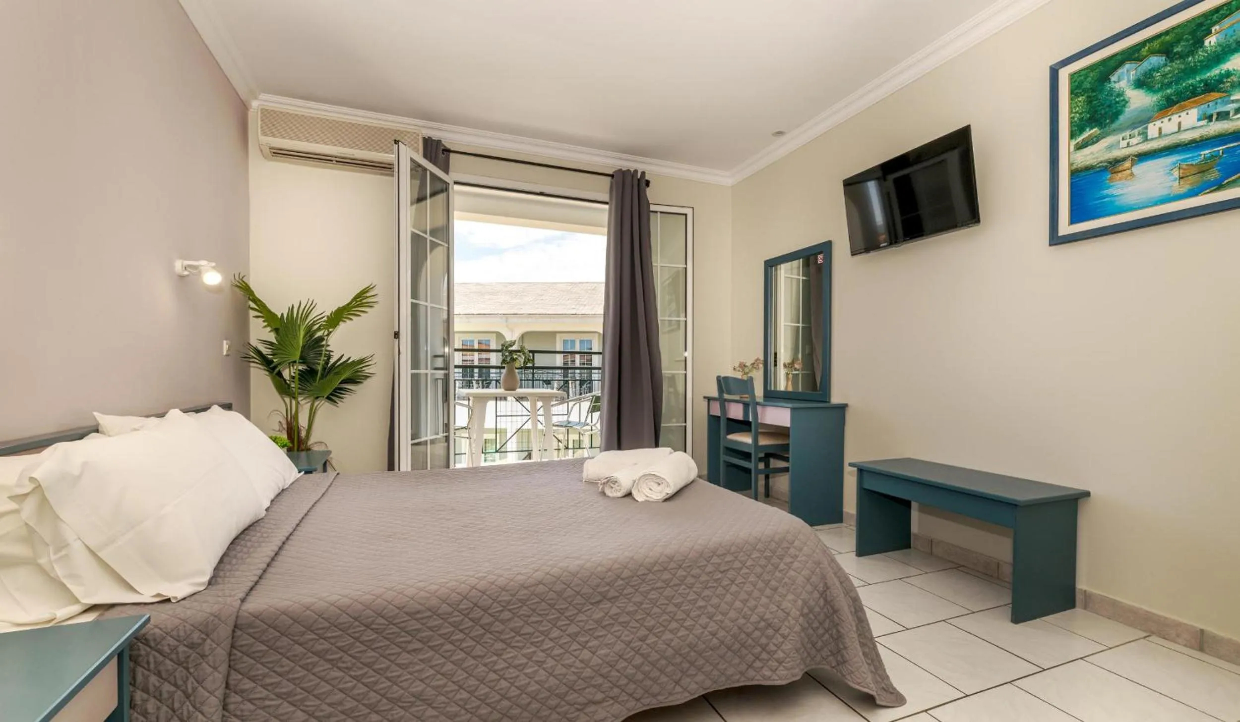 TV and multimedia in Sofia's Hotel