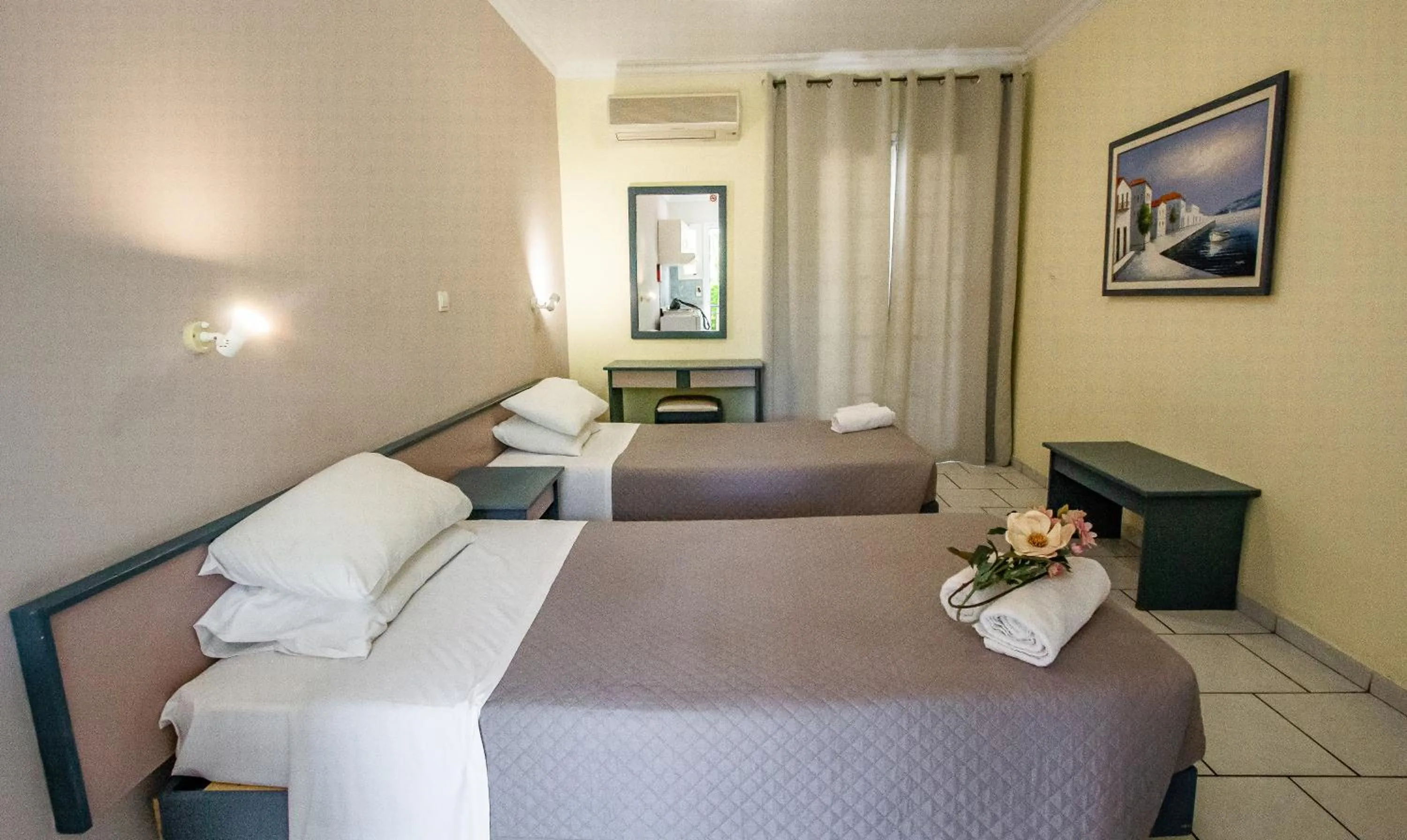 Twin Room in Sofia's Hotel