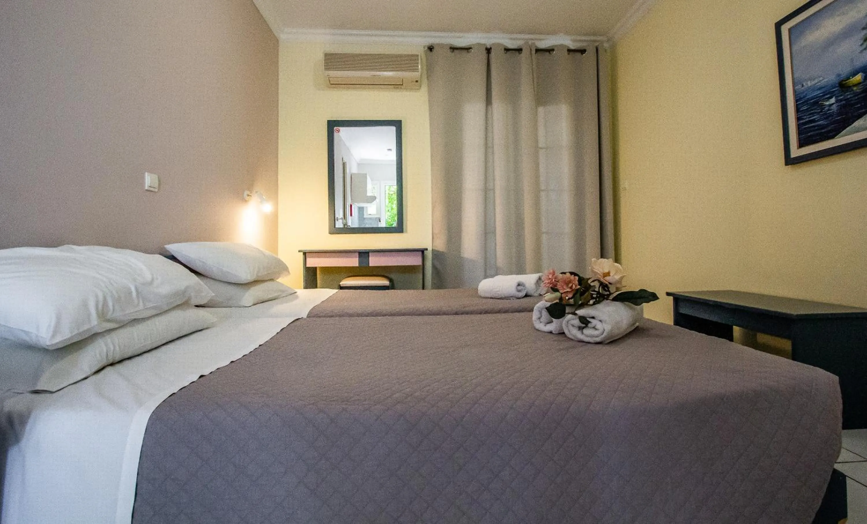 Twin Room in Sofia's Hotel