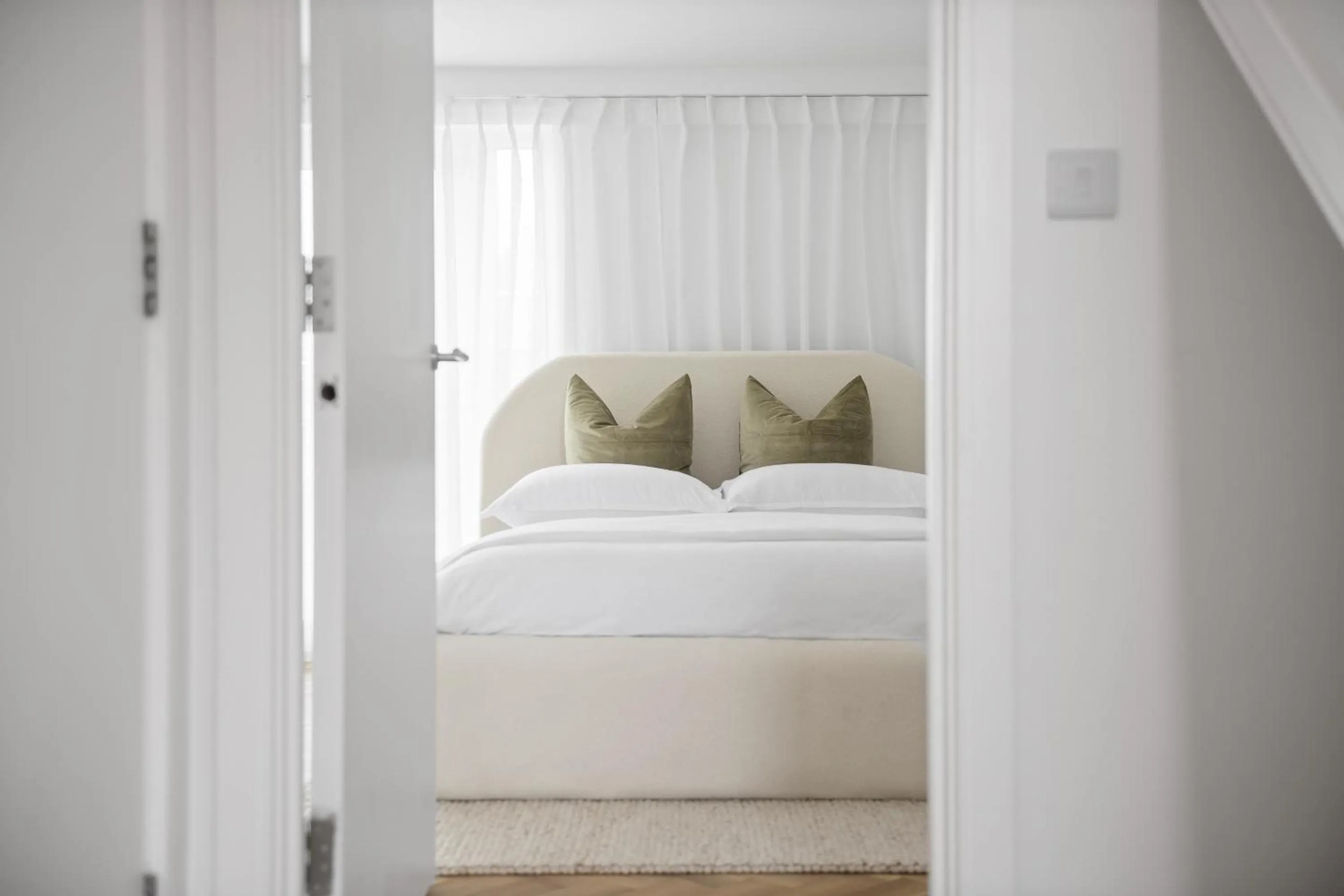 Bedroom, Bed in Navigation Yard