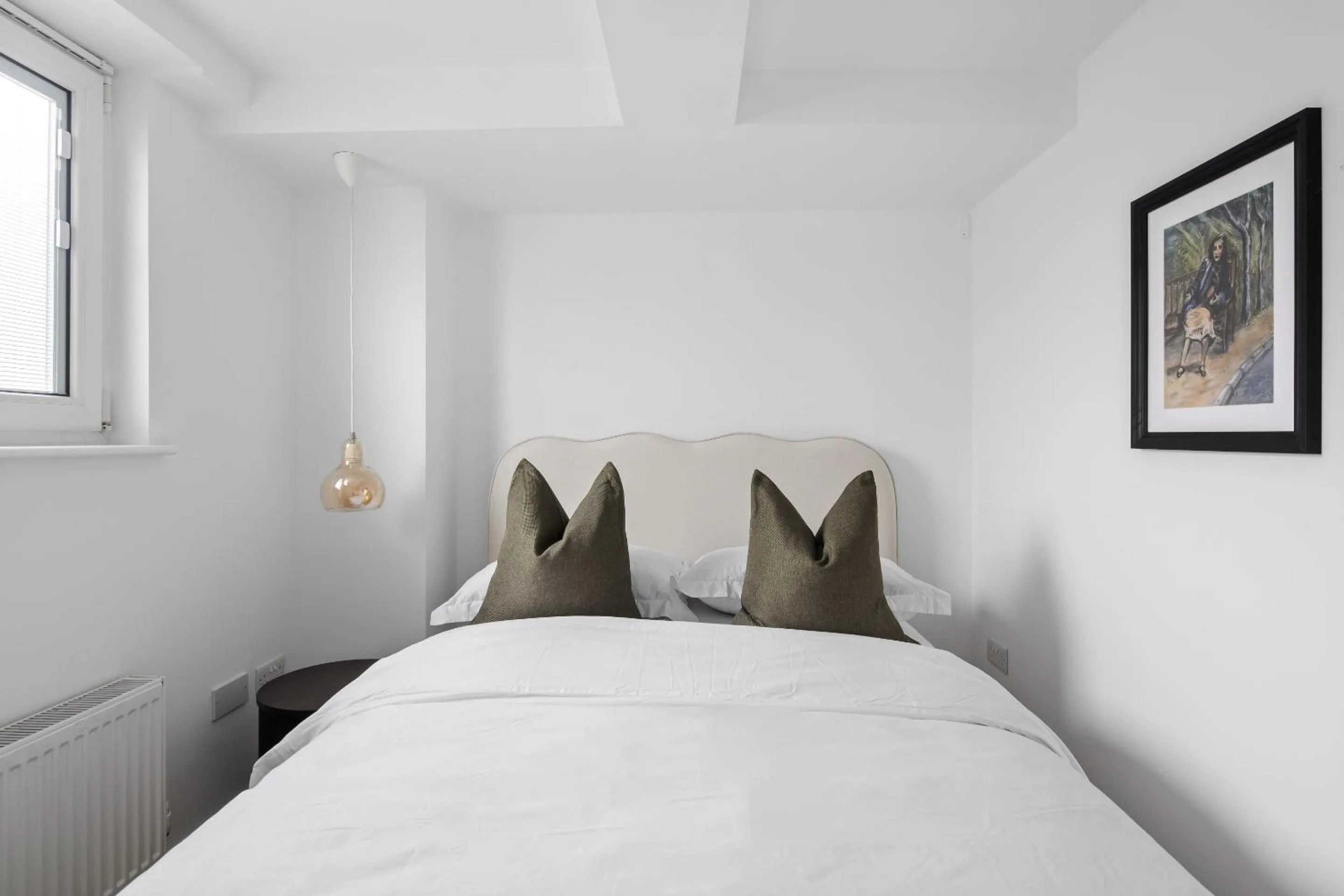 Bedroom, Bed in Navigation Yard