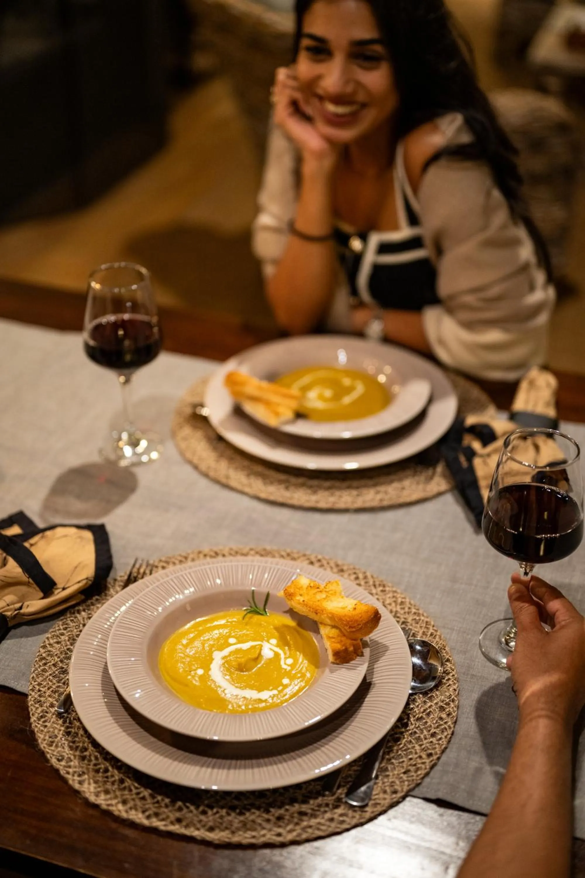 Tathya Hills - Luxe Garden Retreat In The Hills