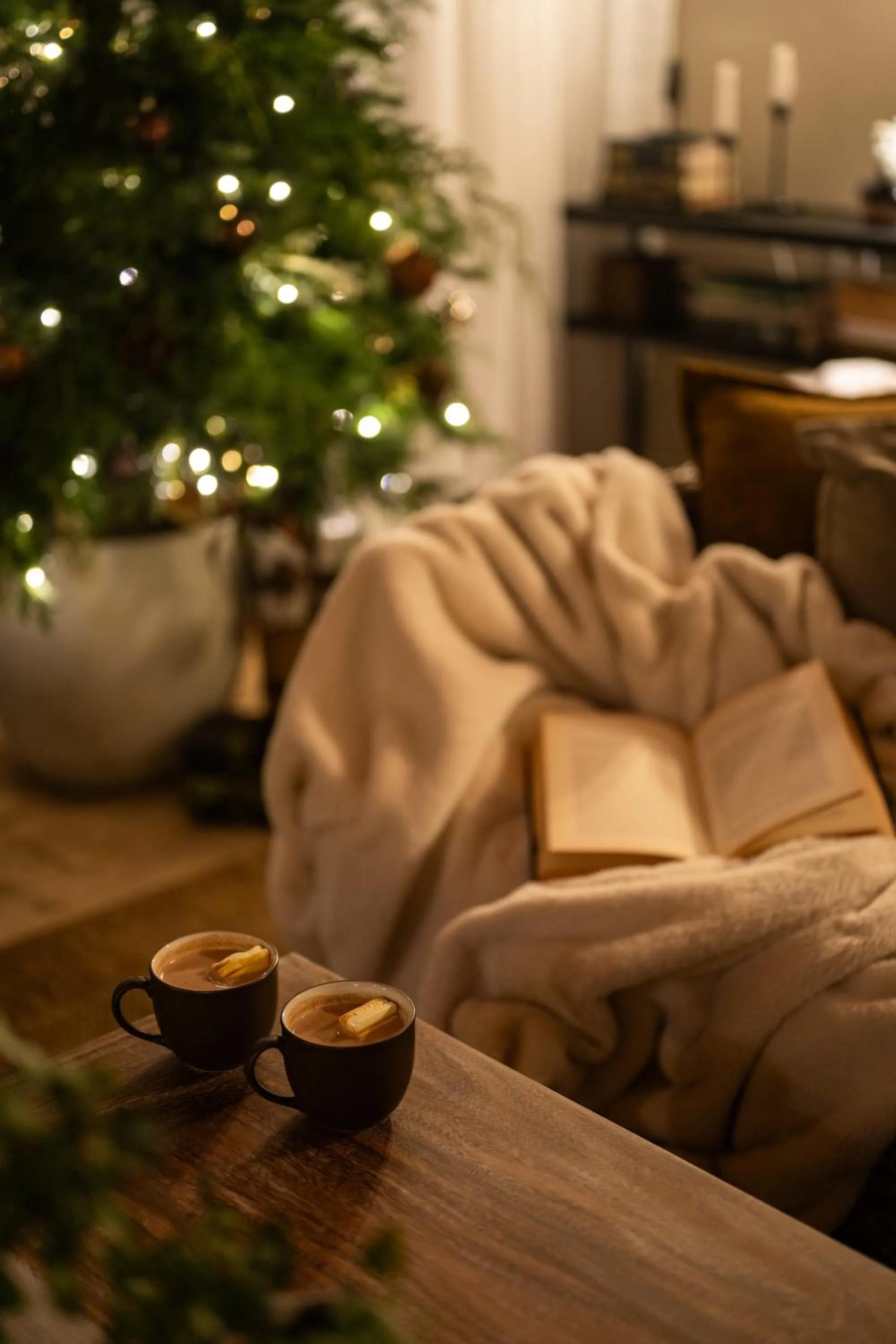 Tathya Hills - Luxe Garden Retreat In The Hills