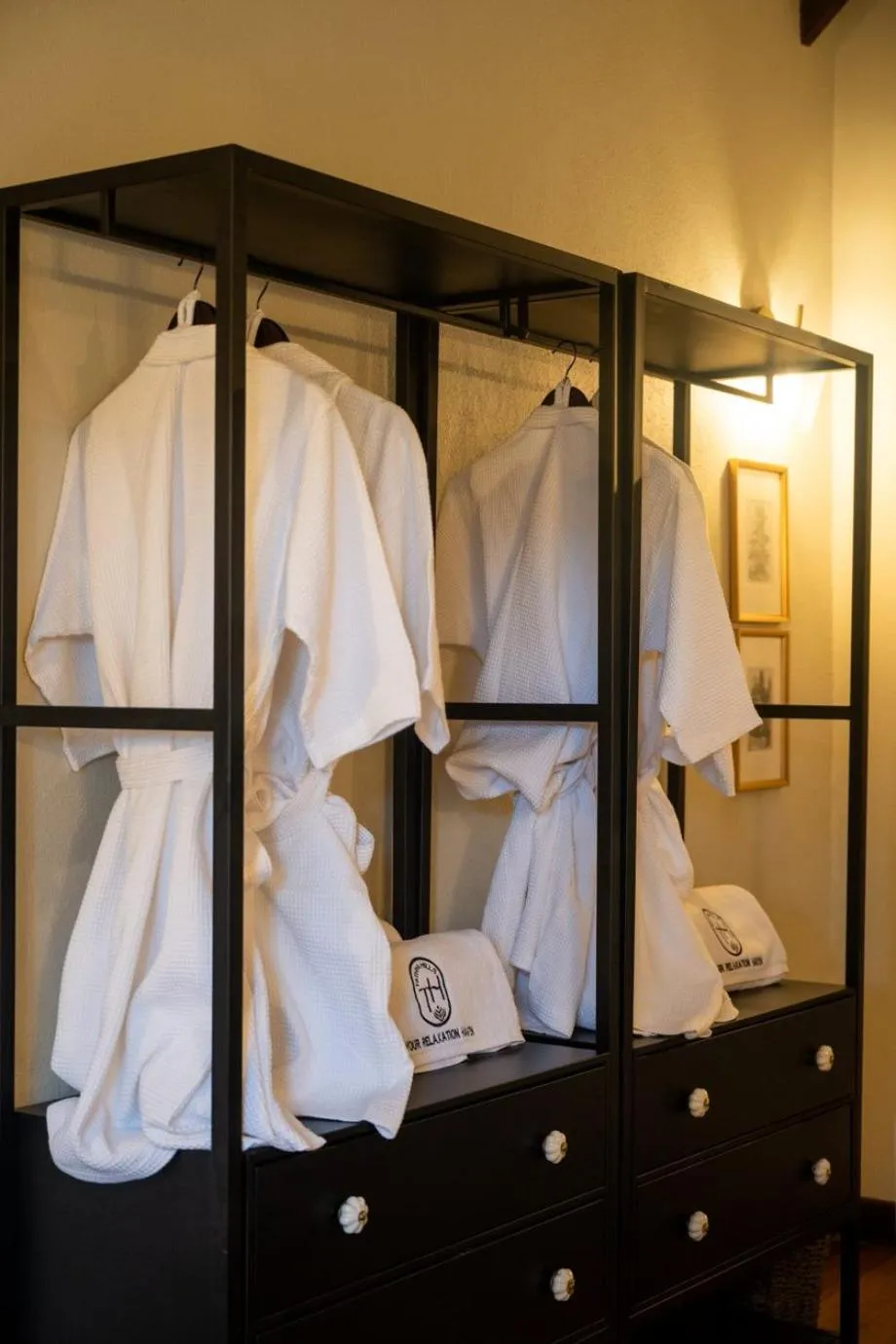 Tathya Hills - Luxe Garden Retreat In The Hills