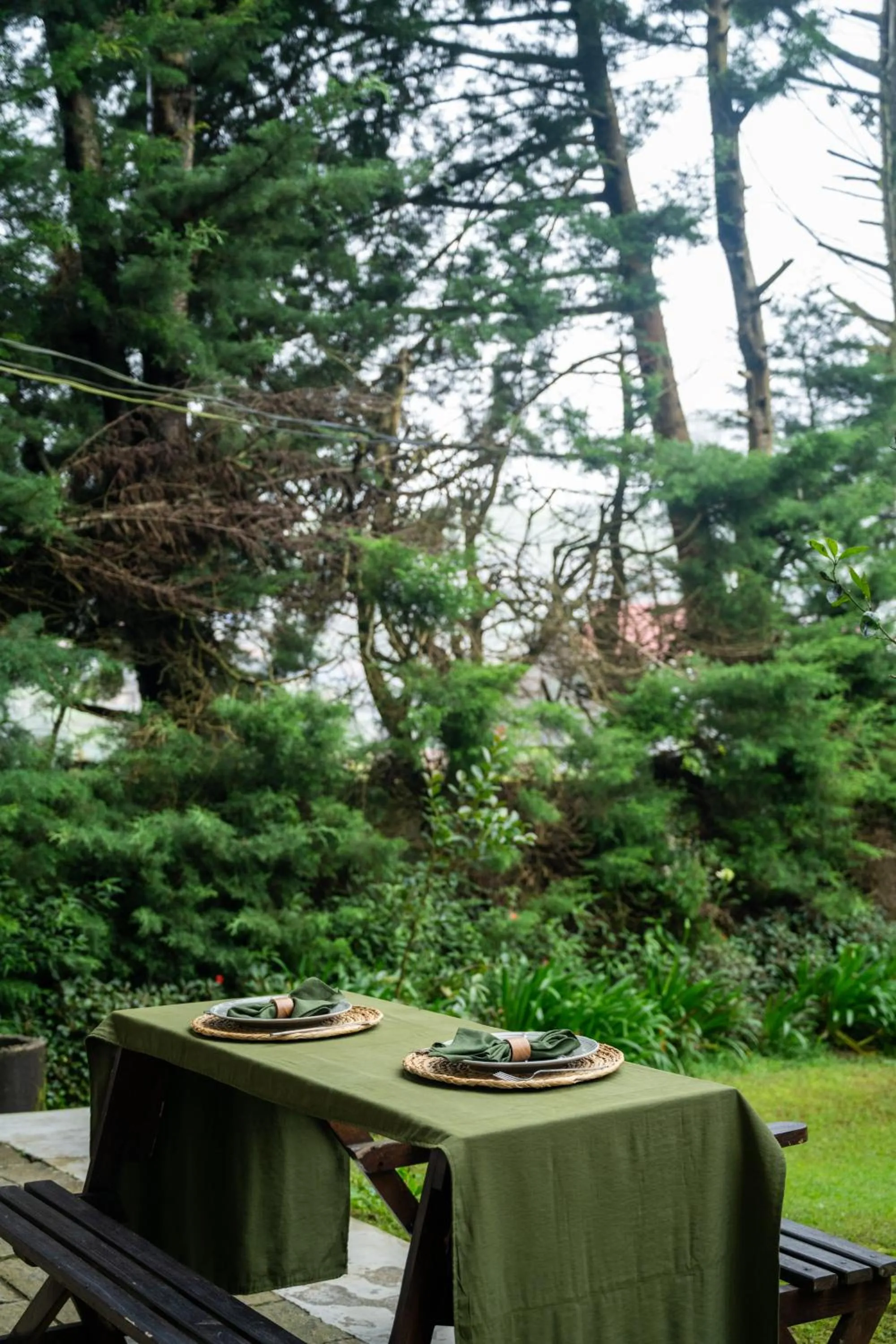 Garden in Tathya Hills - Luxe Garden Retreat In The Hills