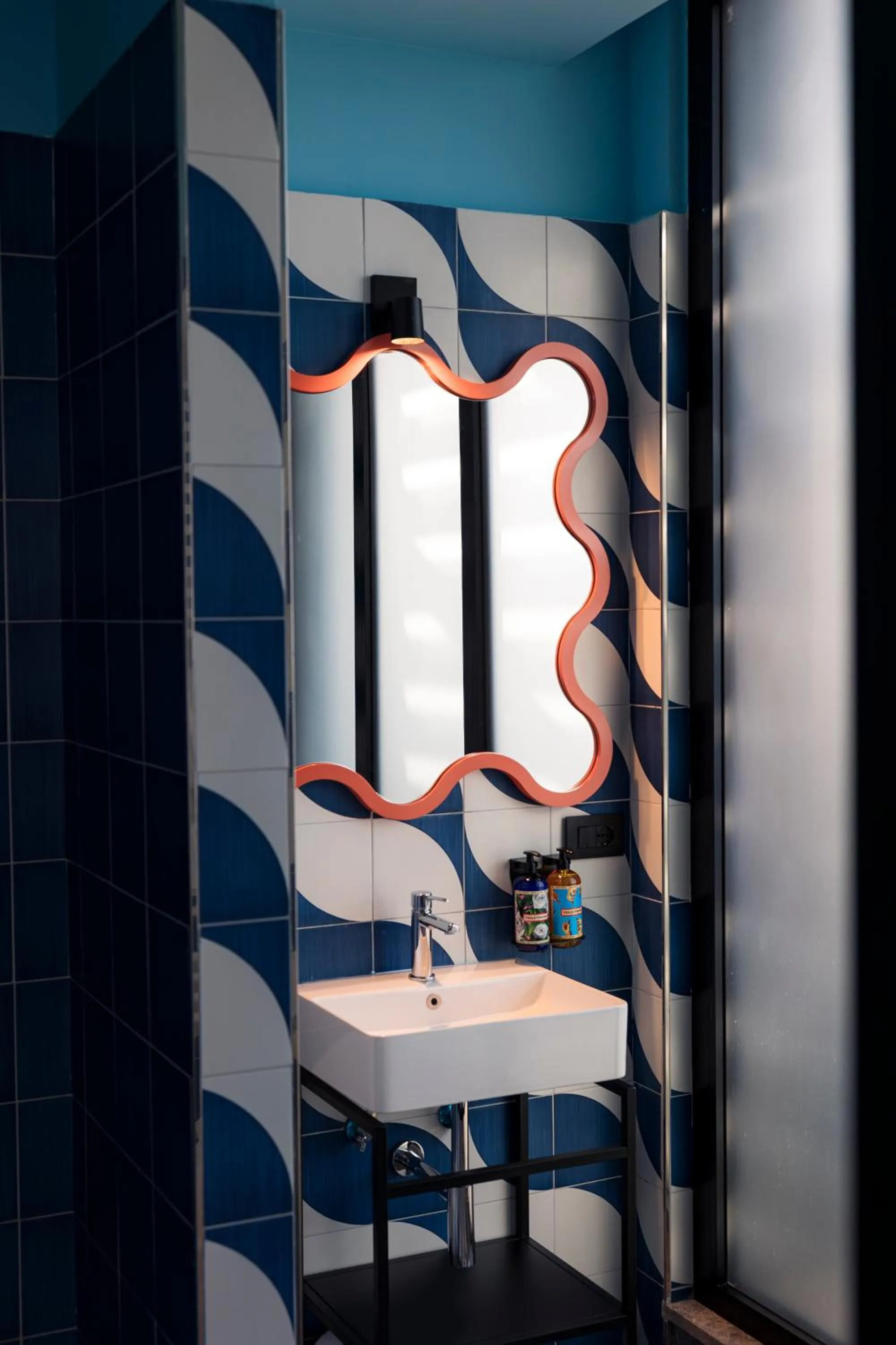 Bathroom in CX Naples Centrale