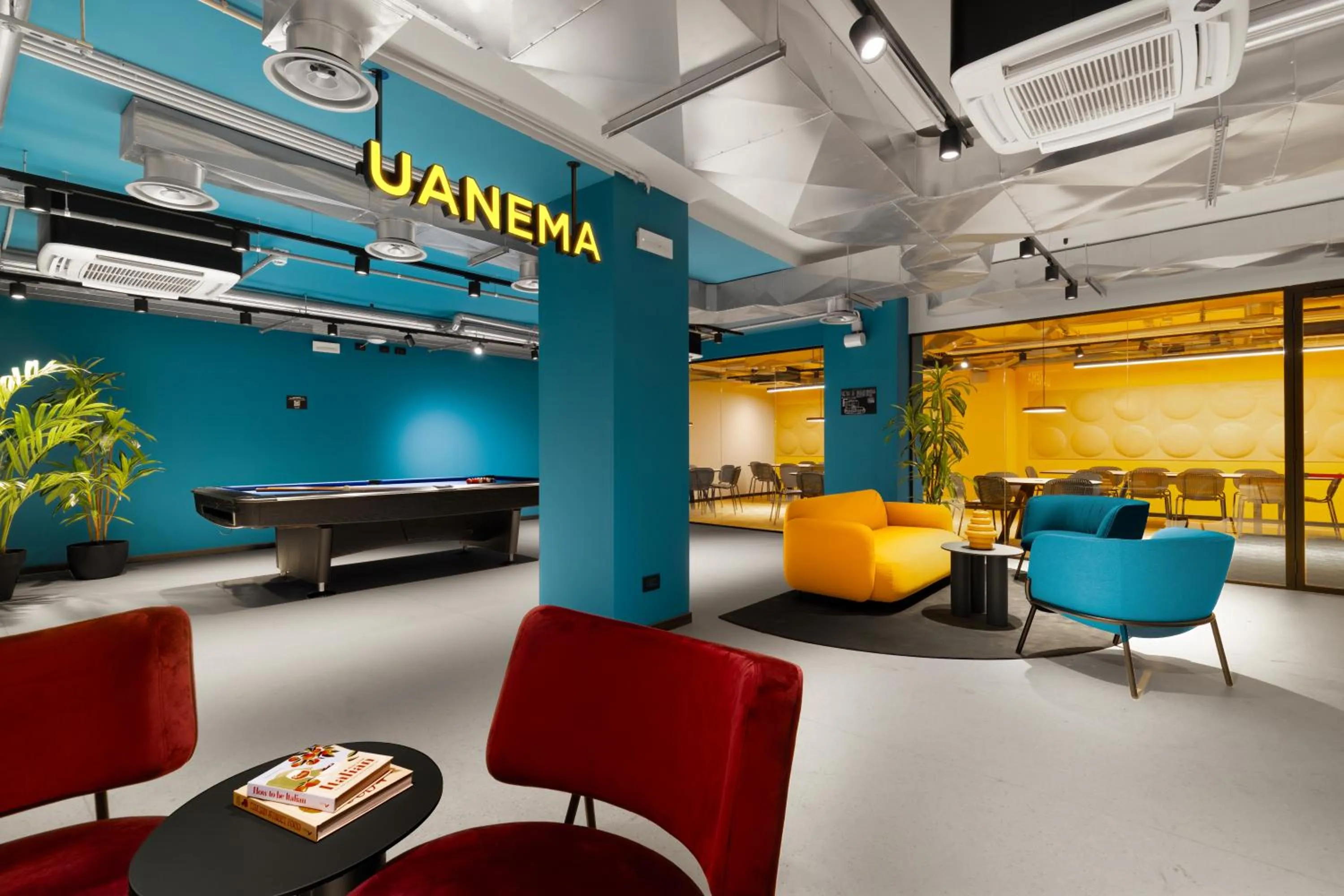 Lounge or bar in CX Naples Centrale