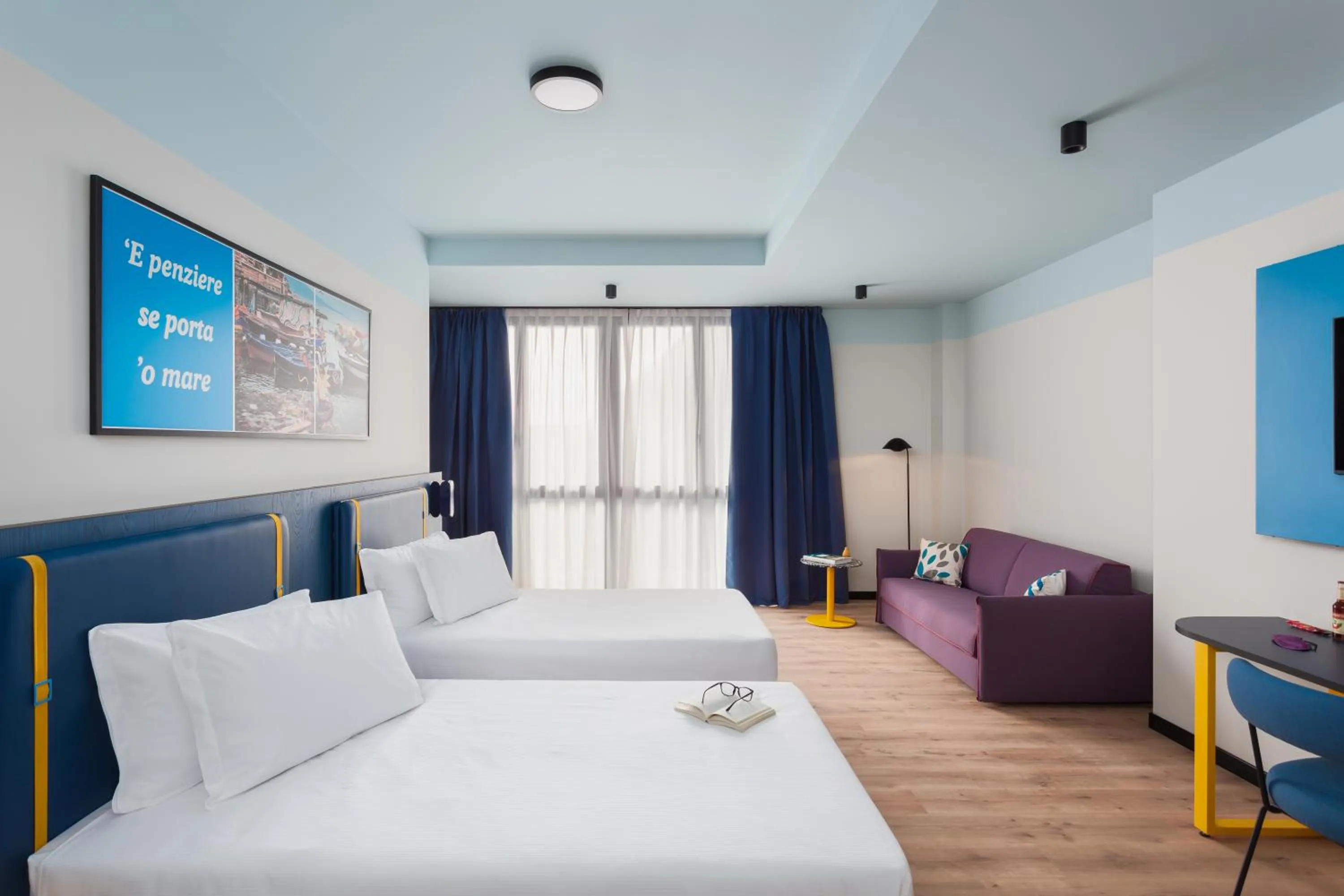 Bedroom, Bed in CX Naples Centrale