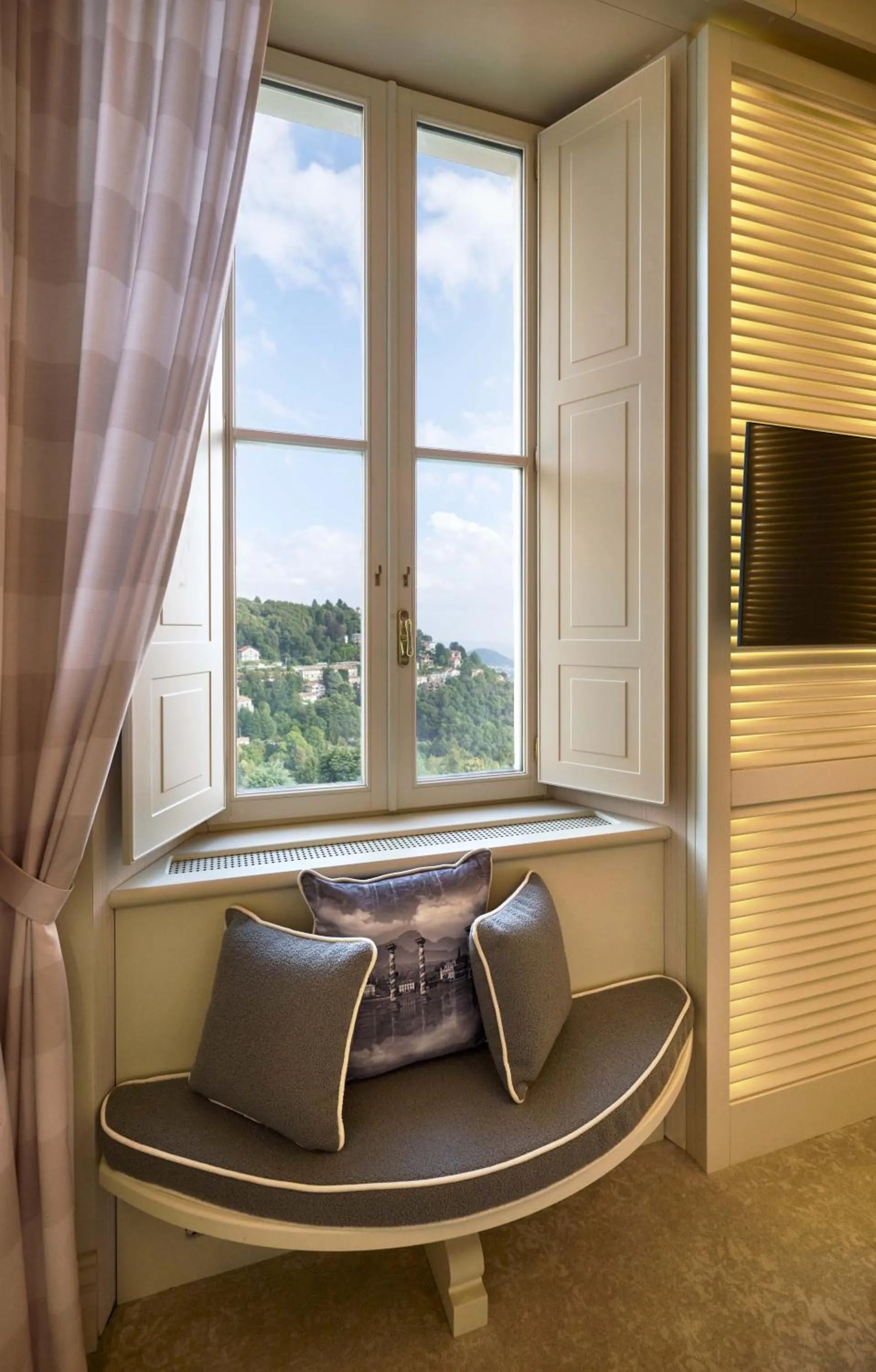 Photo of the whole room in Nuvole Garden Hotel