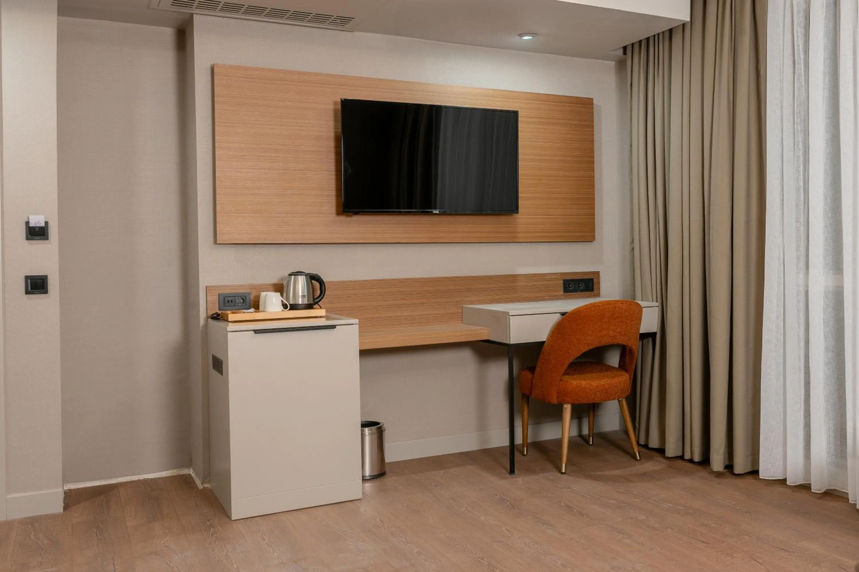 TV and multimedia in Dedeman Adana